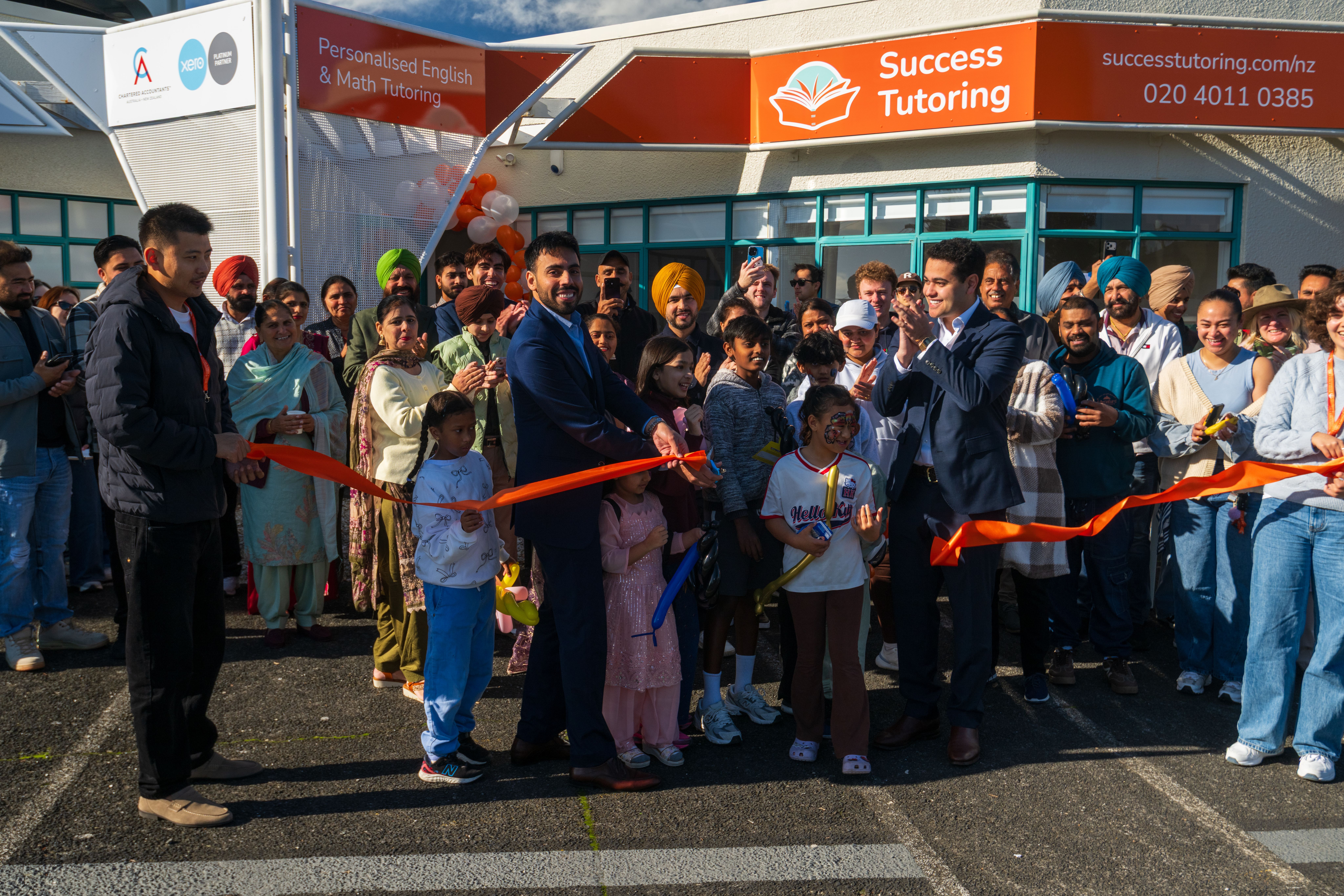 New Lynn Grand Opening