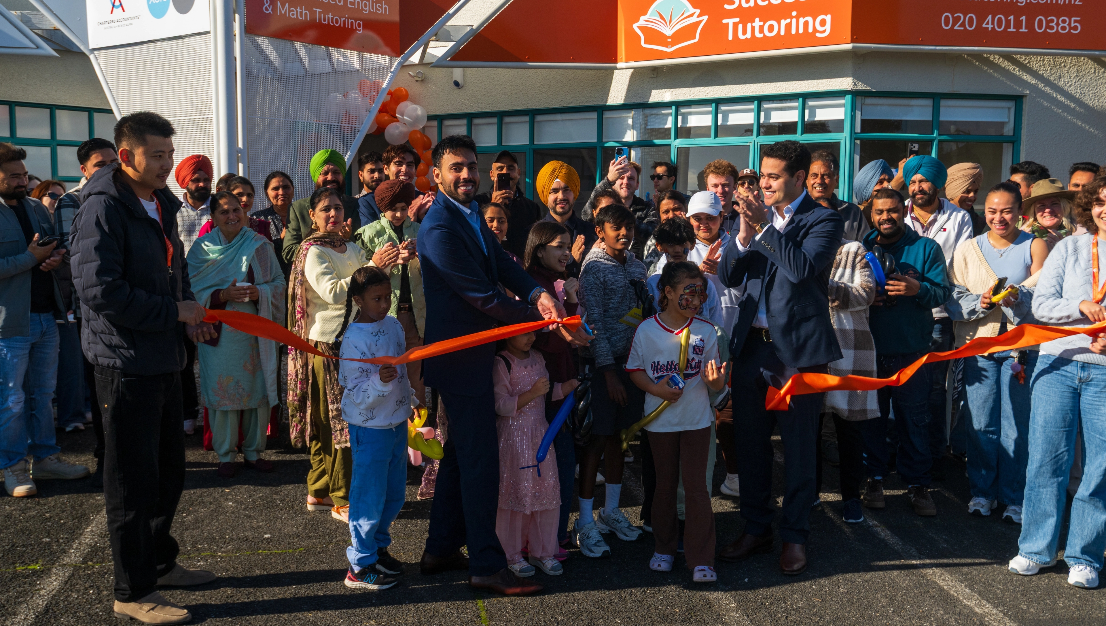 New Lynn Grand Opening
