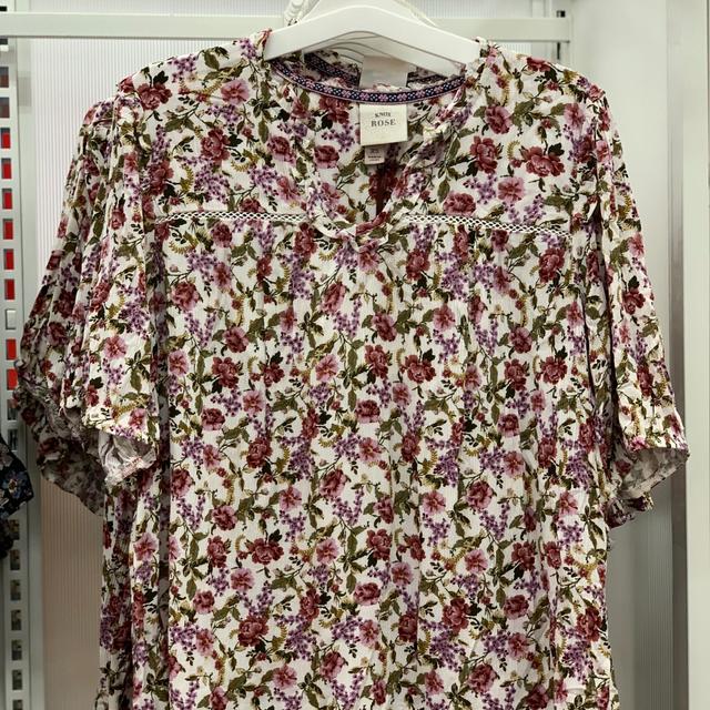 Womens Ruffle Short Sleeve Blouse - Knox Rose