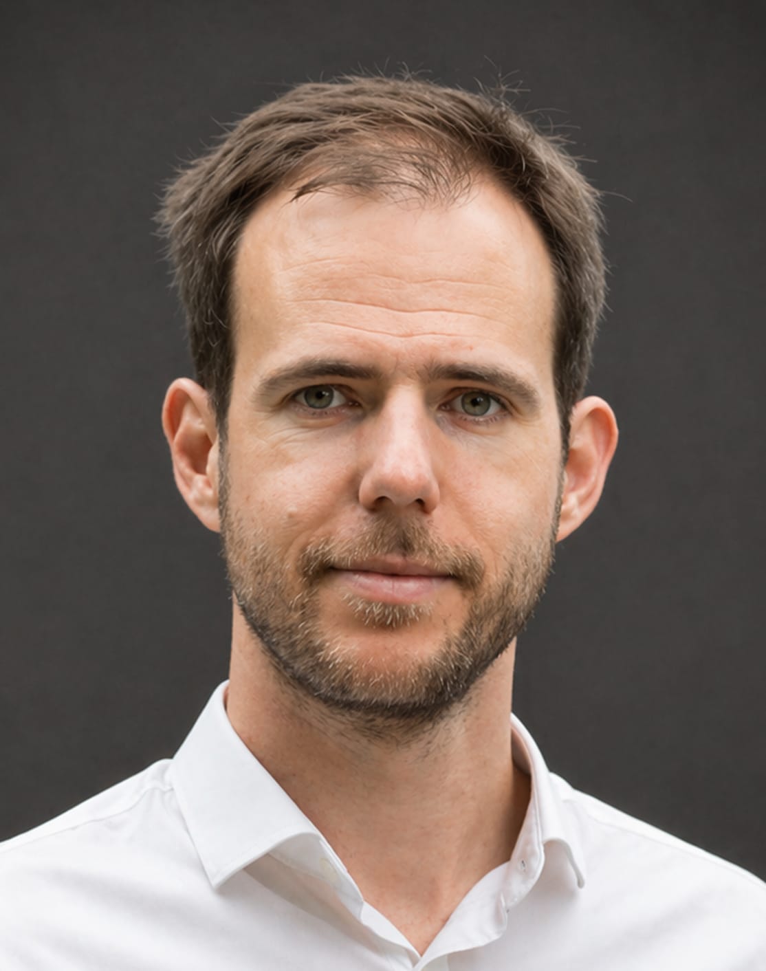 dr. Réti Bálint portréja