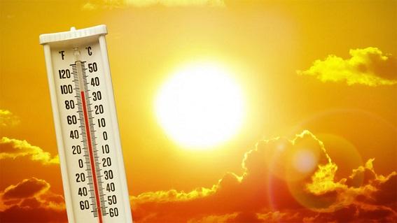 Thermometer summer heat Springfield Missouri.