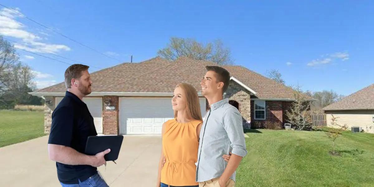 Ben from SS&B Heating & Cooling addressing new homeowners in Springfield, MO about the significance of HVAC maintenance and selection