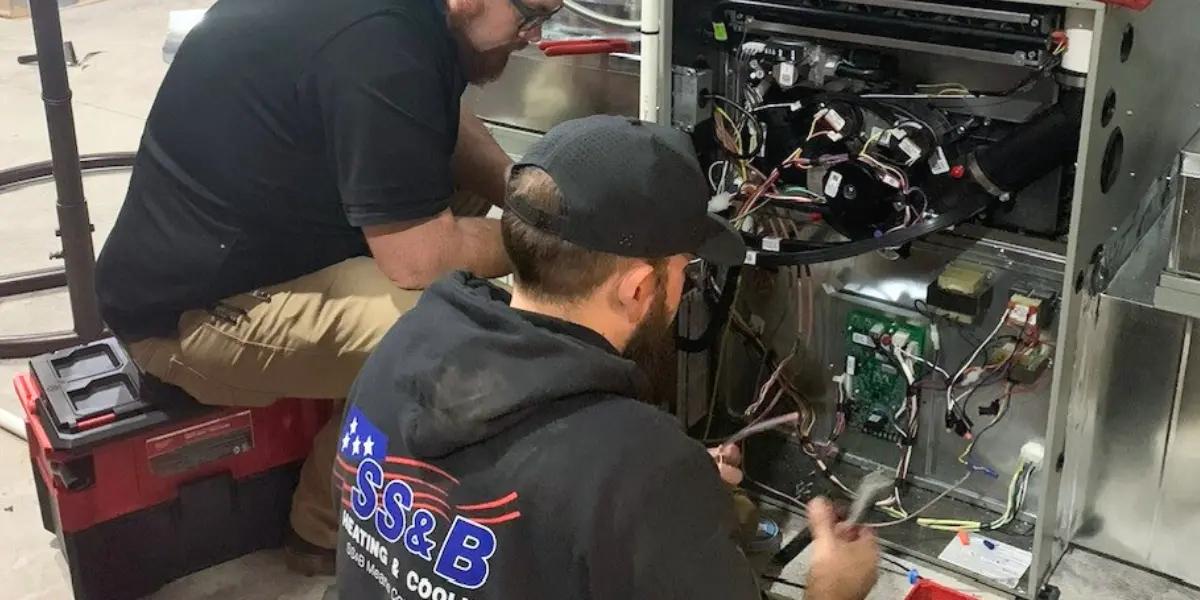 SS&B Heating & Cooling installing new HVAC in Springfield, MO