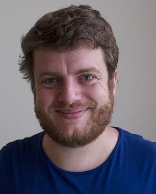Photo of Russell Smith