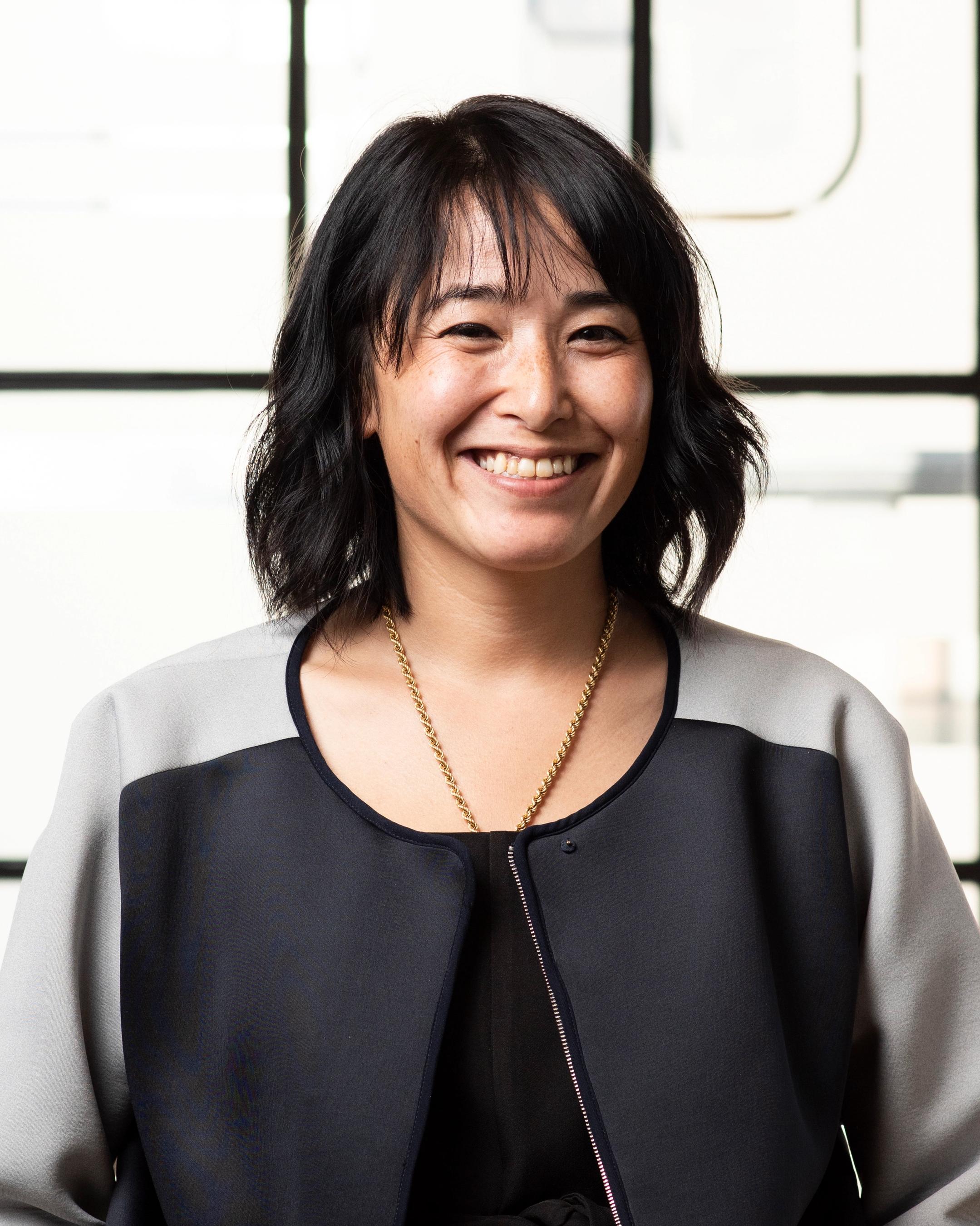 Dana Oshiro's Headshot