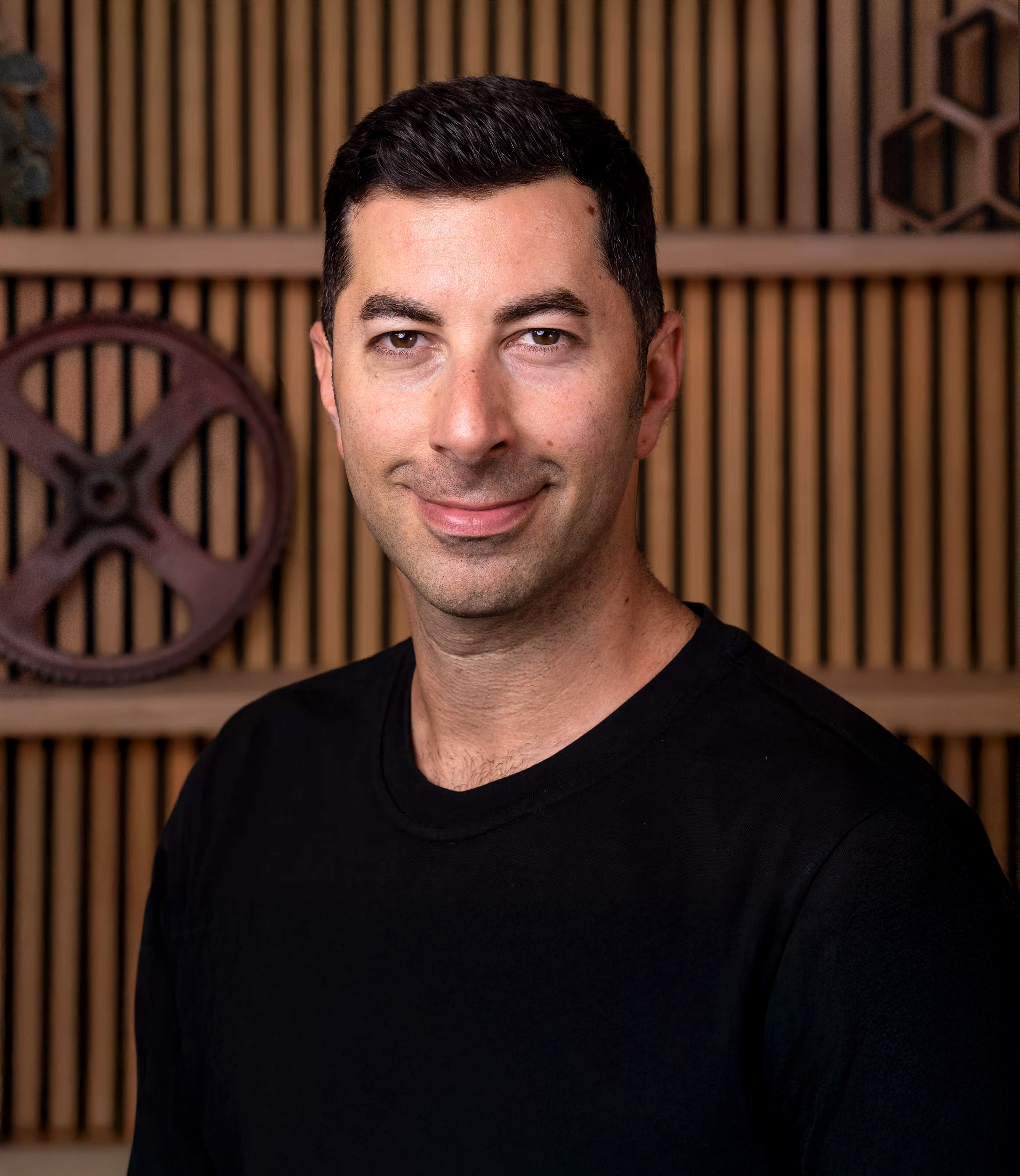 James Lindenbaum's Headshot