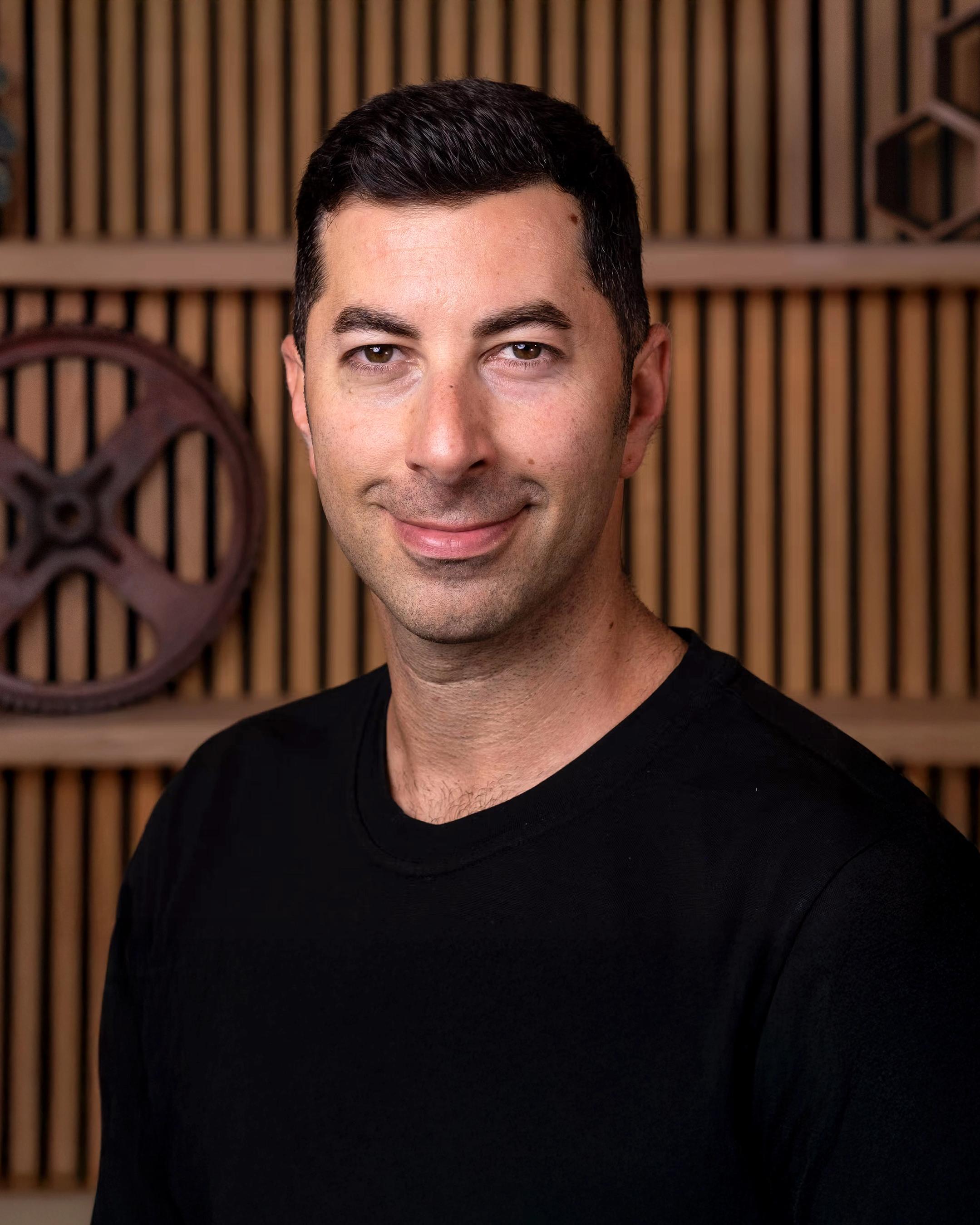 James Lindenbaum's Headshot