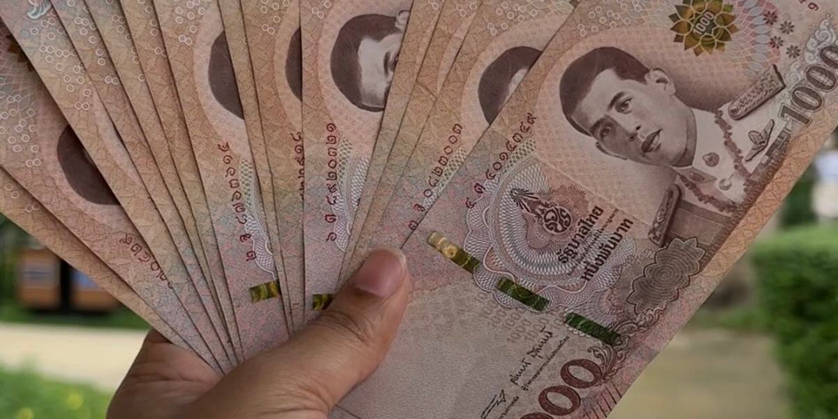 How to Pay in Thailand (2026 Guide): The Truth About UPI, Forex Cards & ATM Fees