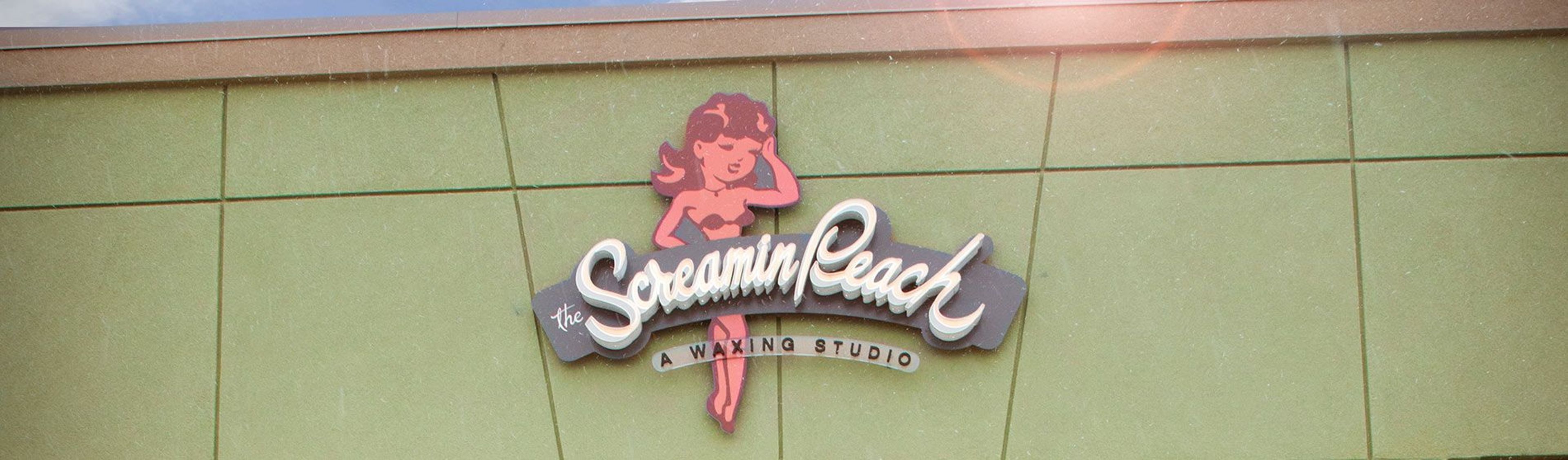 The Screamin Peach Sign