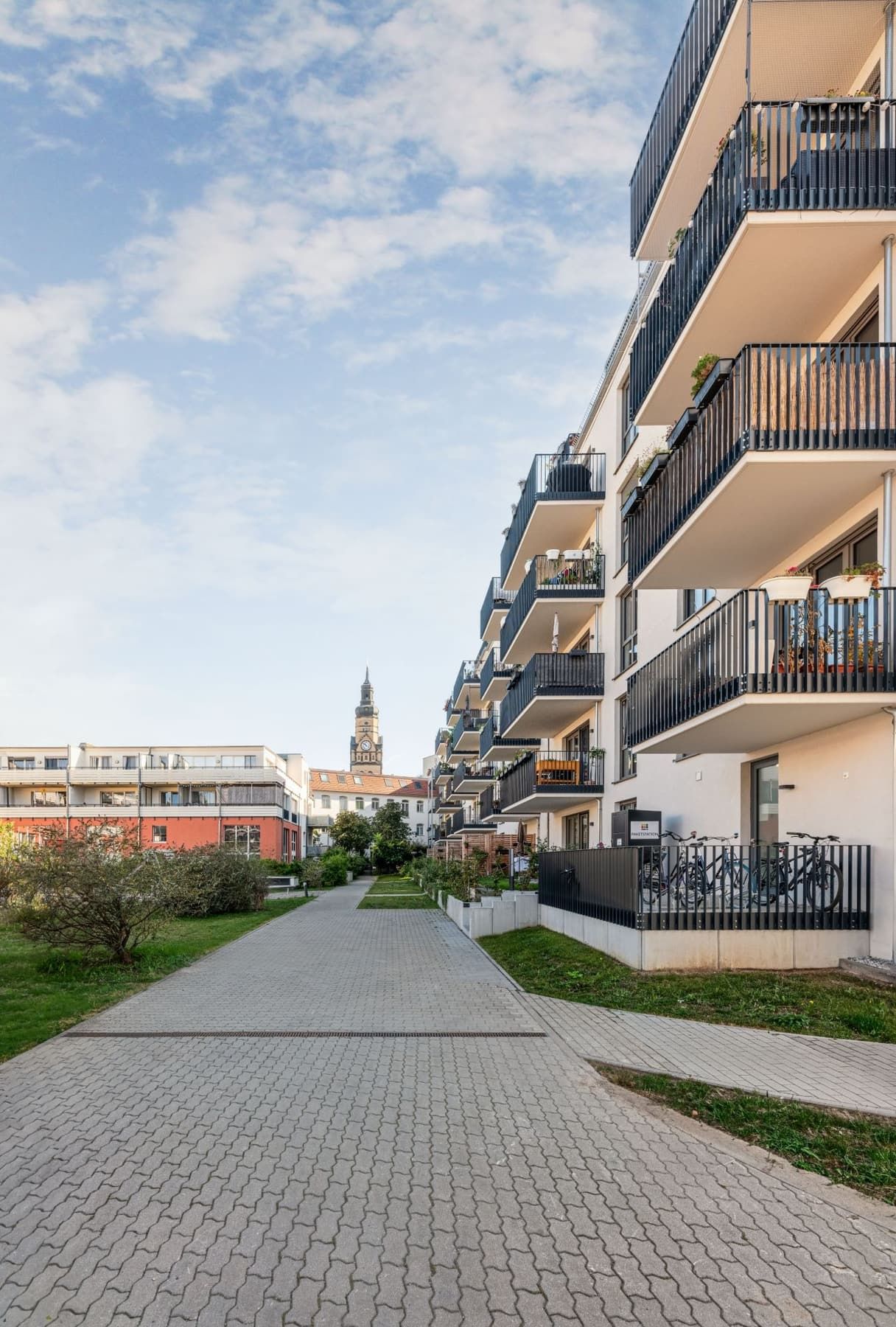 Drei Wohngebäude am Karl-Heine-Kanal, Leipzig – Aurelienstraße