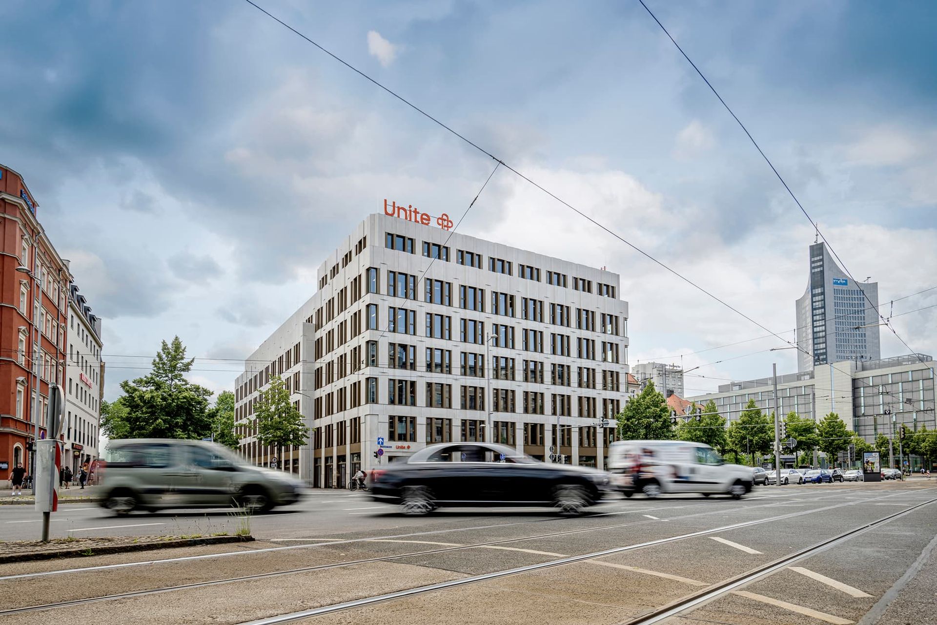 Europazentrale für Unite, Leipzig – Ecke Grimmaischer Steinweg / Nürnberger Straße mit Blick zur Innenstadt