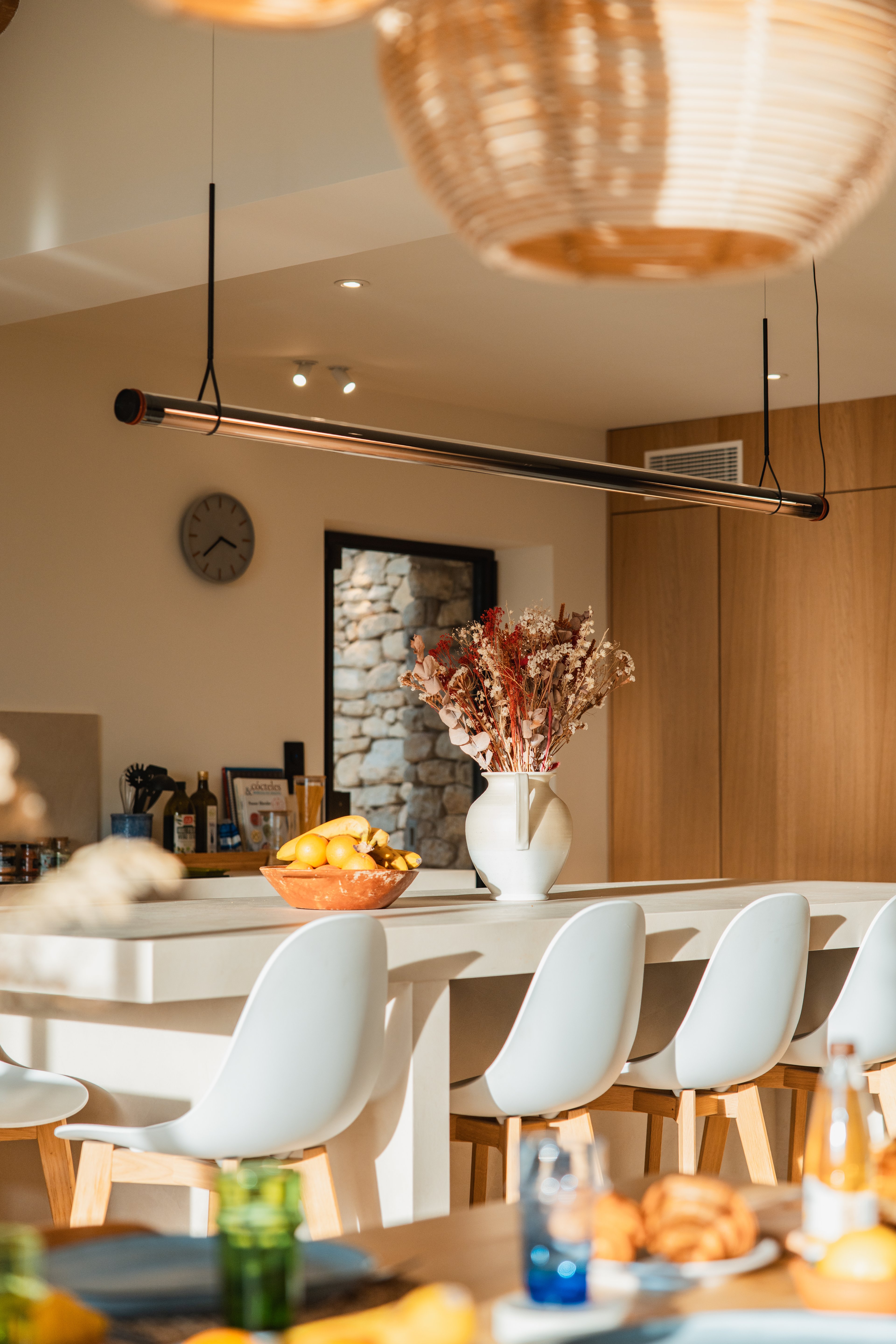 Interior photograph — IMMOBILIER, LUBERON, 11