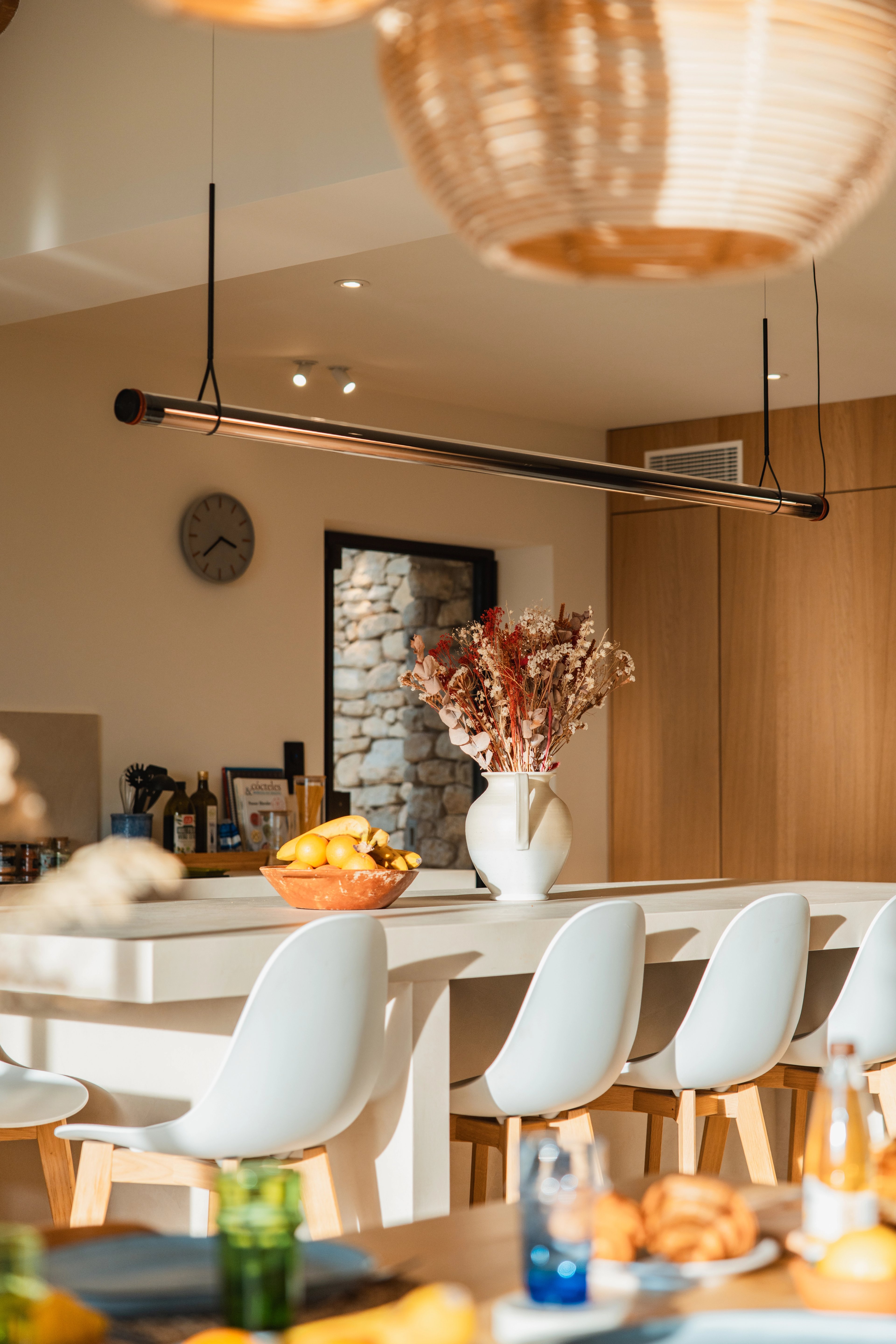 Interior photograph — IMMOBILIER, LUBERON, 11