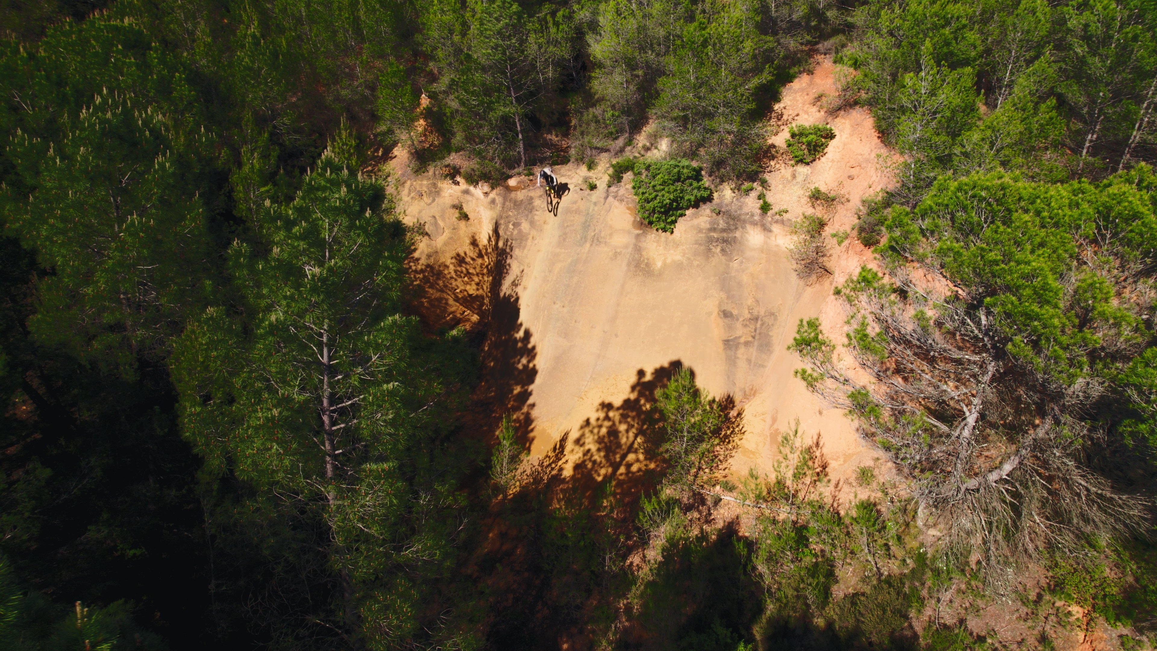 Sport photograph — KYLIAN BRELIERE X FORESTAL, VAUCLUSE, 5