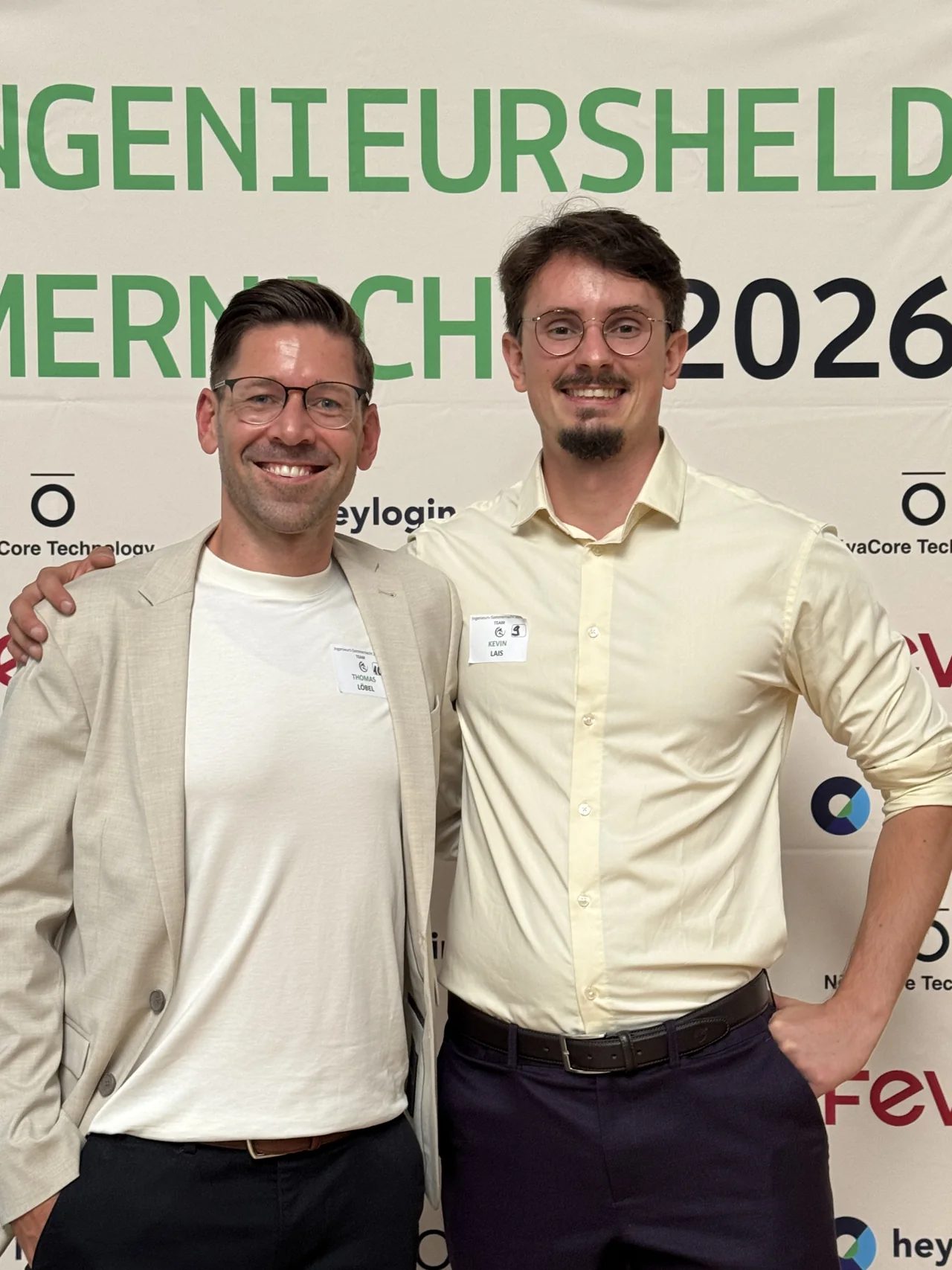 Kevin Otto Lais mit einem Kollegen bei einer Ingenieurshelden-Veranstaltung