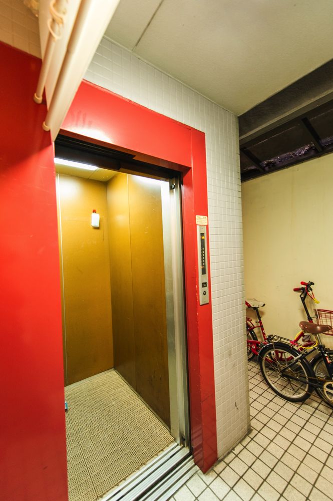 We have an elevator so you can easily bring in heavy luggages.