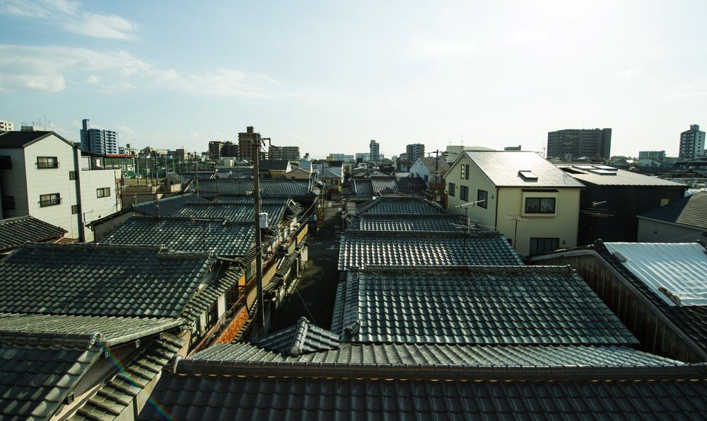 Showacho est un quartier rétro bordé de maisons aux toits en tuiles japonaises.