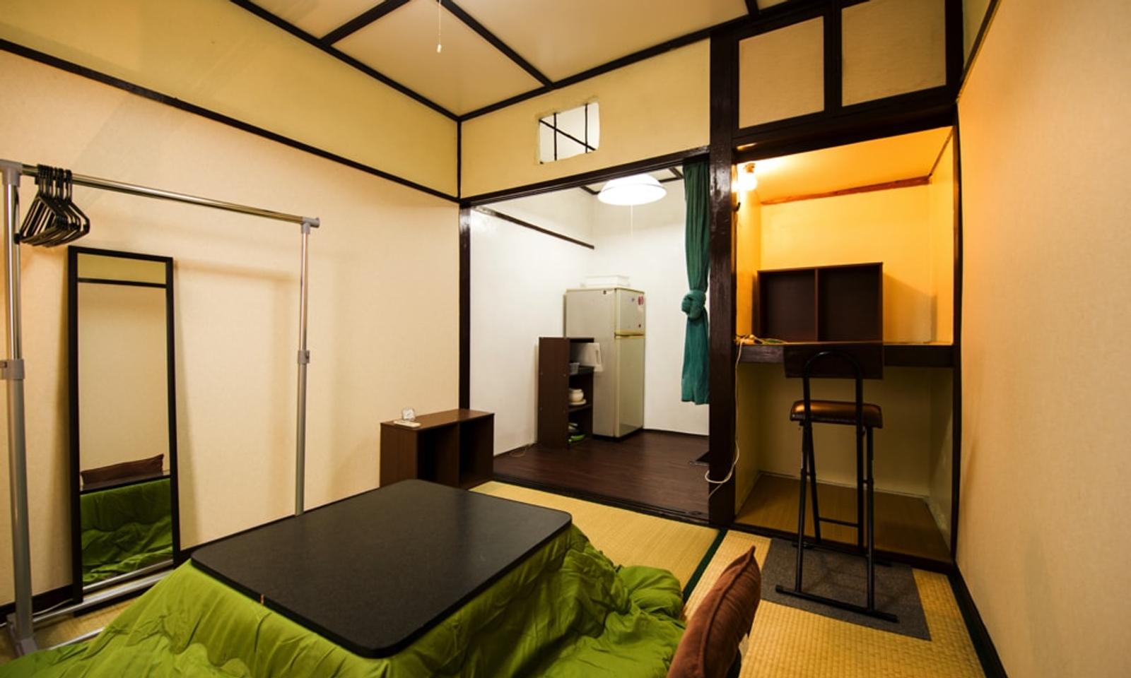 Une chambre japonaise harmonisée dans un style rétro.