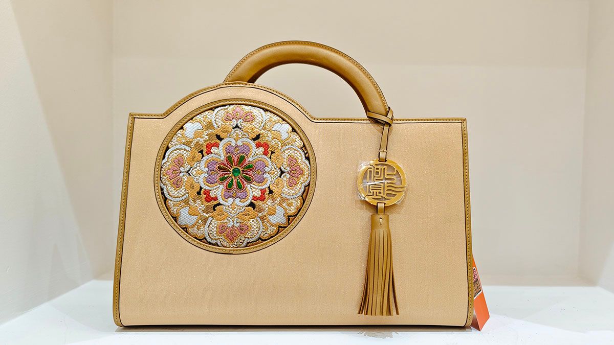 2026 Bag Sourcing Trends: From Cost-Chasing to Supply Chain Resilience