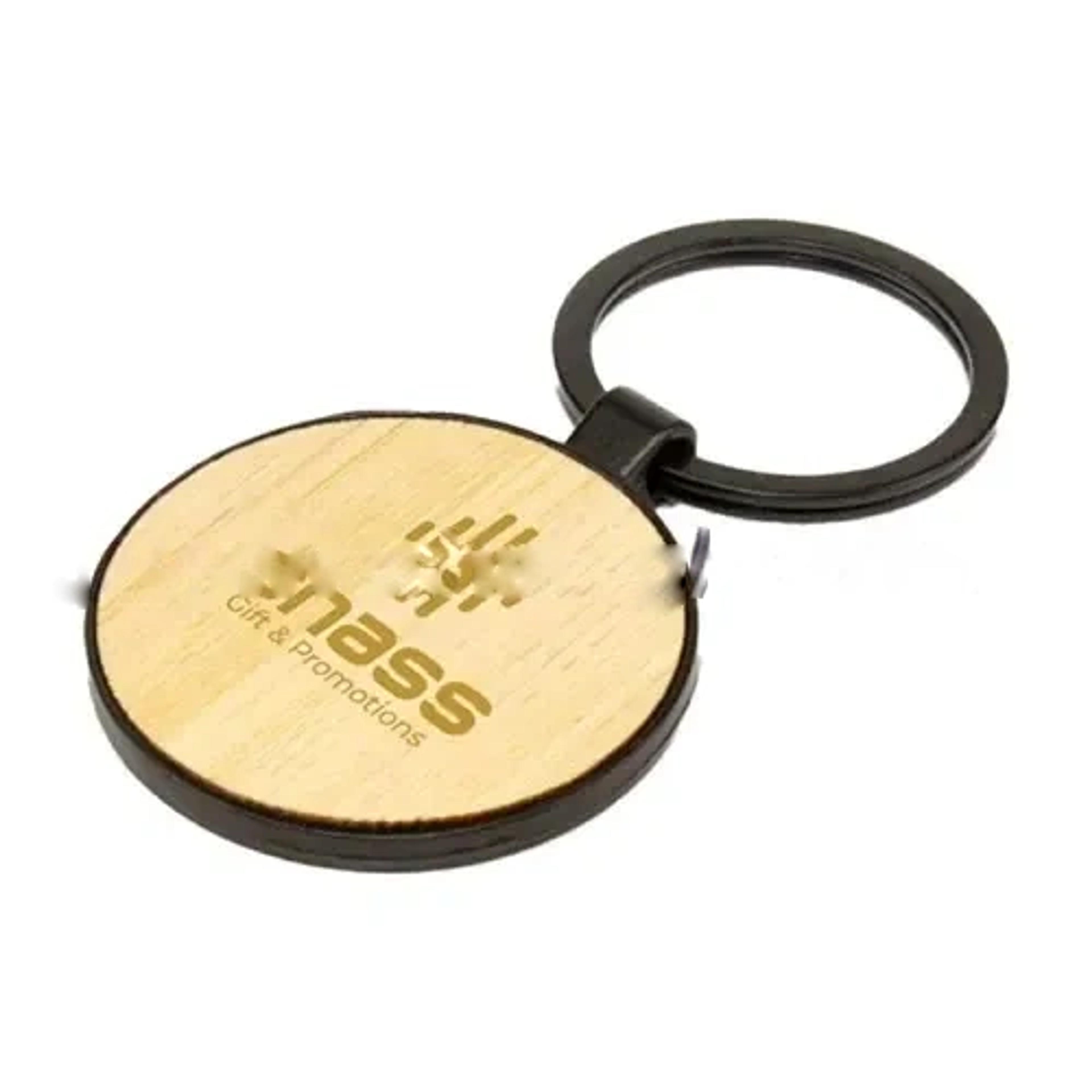 Round Metal Keychain With Bamboo