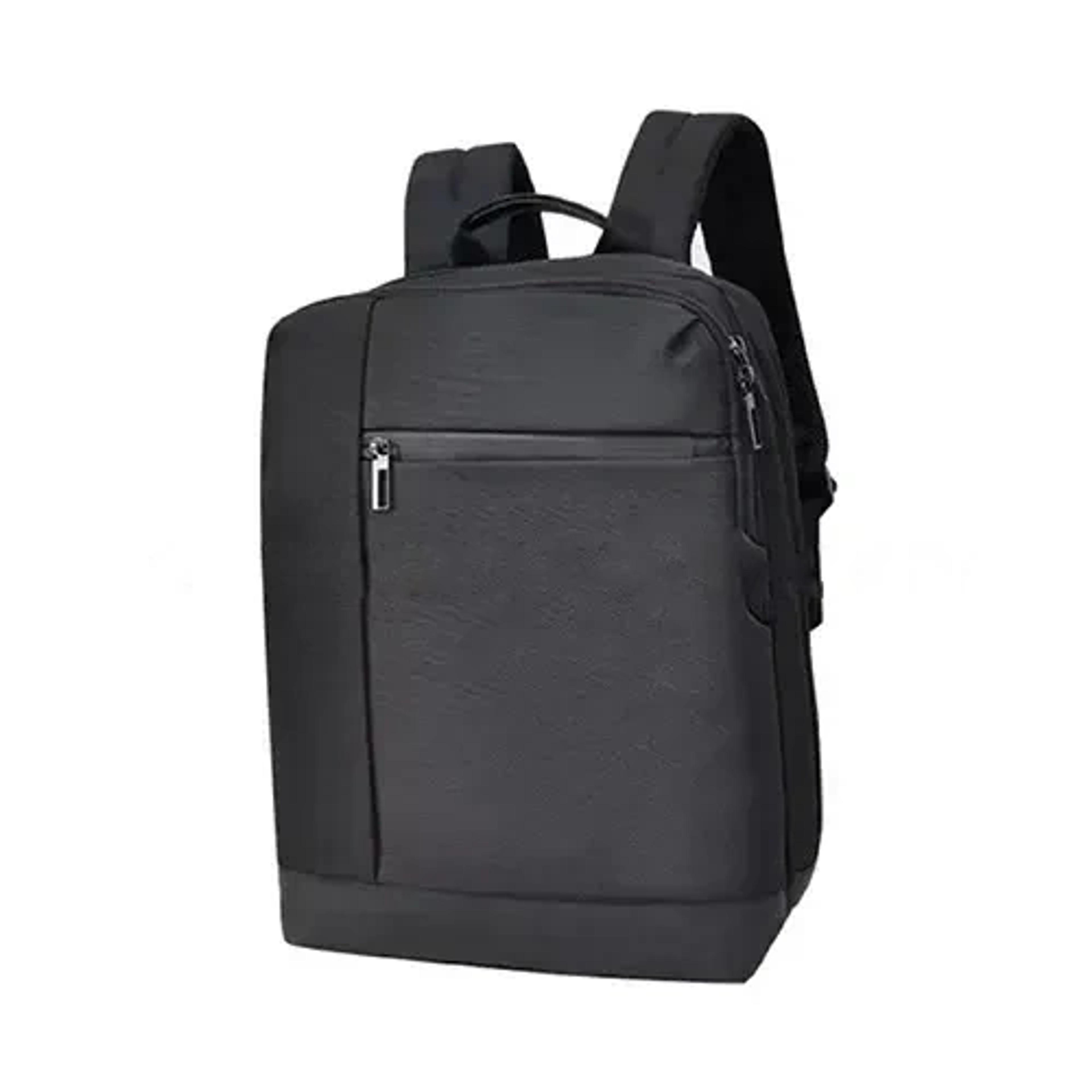 Backpack With 17 L Capacity