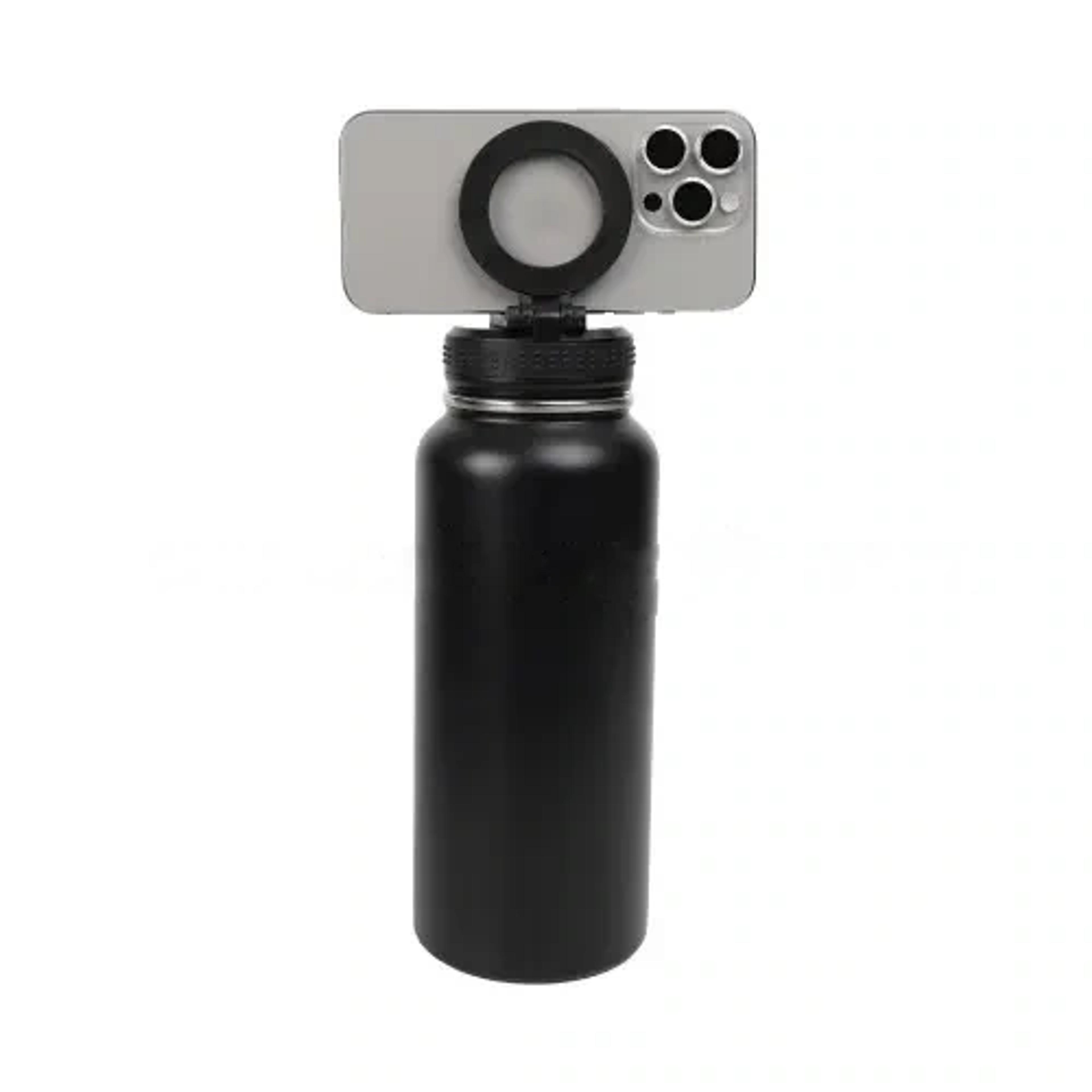 Stainless Steel Bottle with Magnetic Lid 950 ml