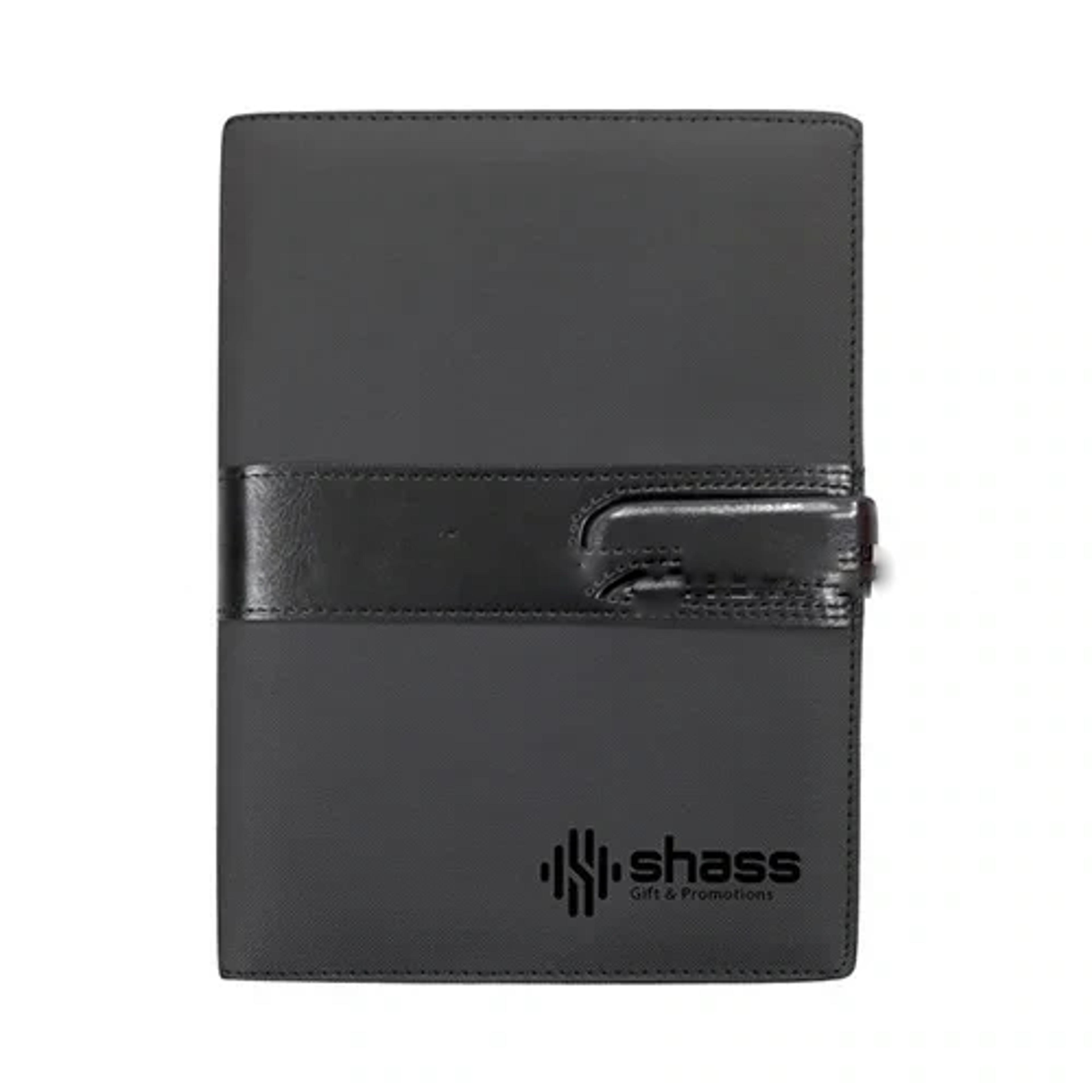 Organizer Strap Closure With Magnet