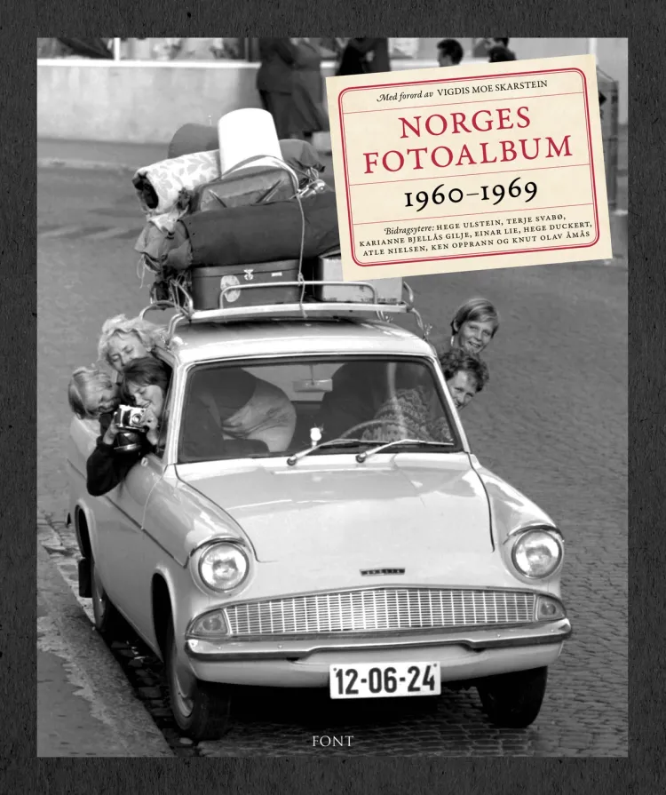Omslag Norges fotoalbum 1960-1969 av Vigdis Moe Skarstein mfl. (Innbundet)