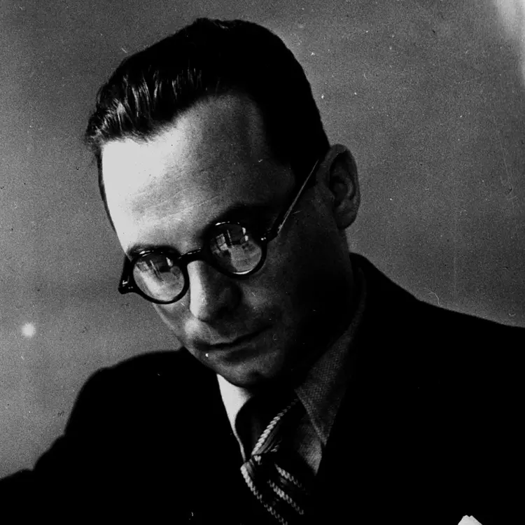 Bidragsyter Antal Szerb