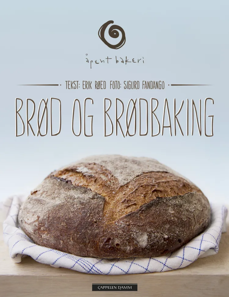 Omslag Brød og brødbaking av Åpent bakeri (Innbundet)