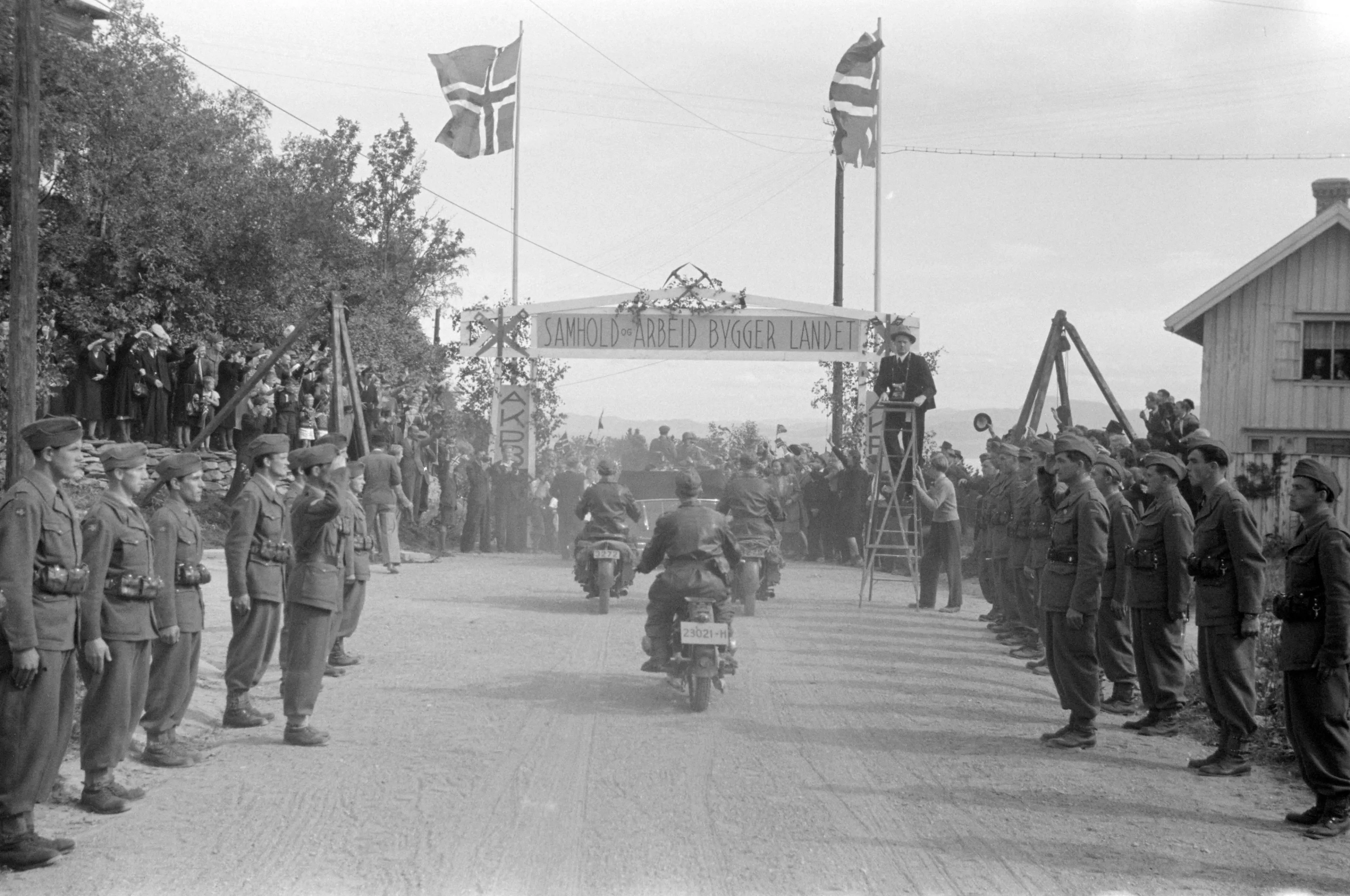 Fra Kong Haakons besøk i Trondheim i 1945