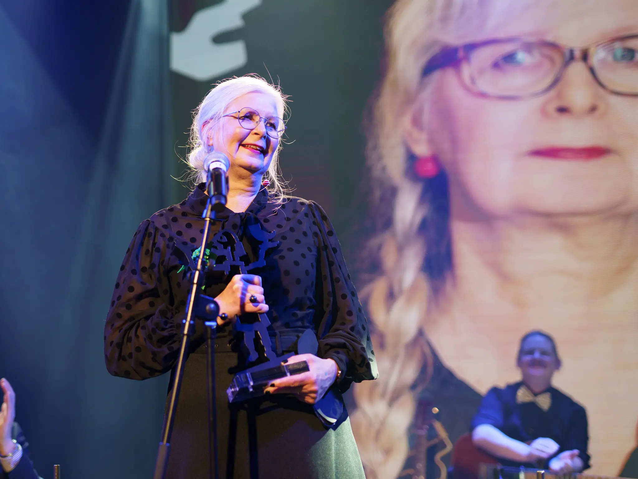 Anna Fiske mottar Brages Hederspris 2025