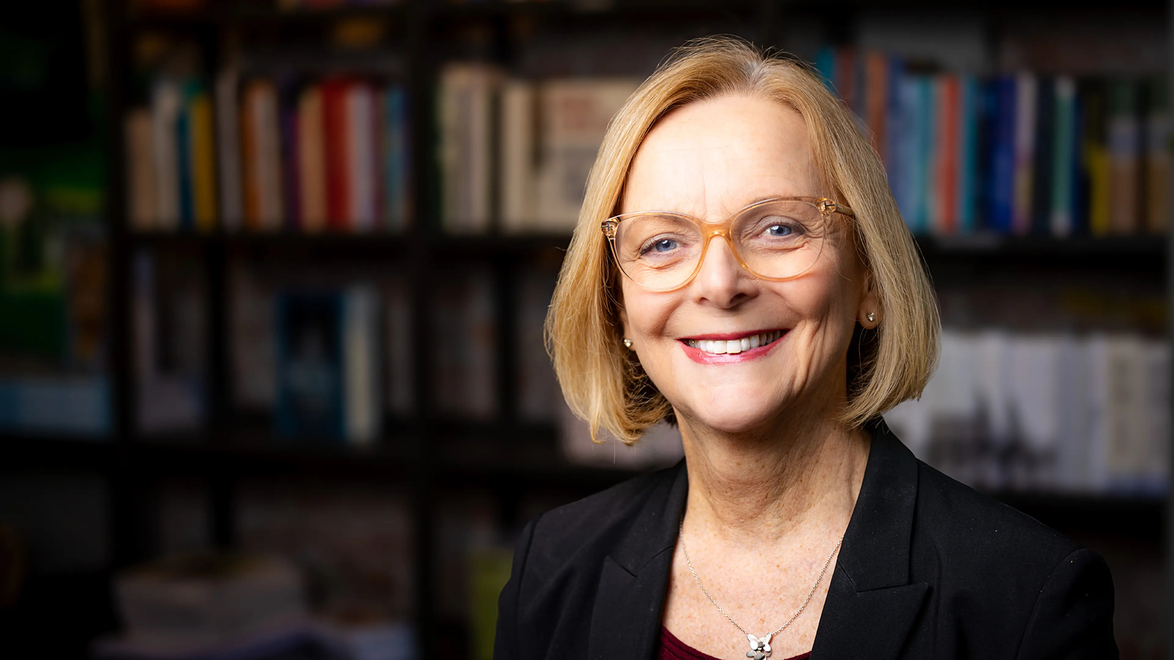 Portrett av Birgit Skaldehaug, forlagssjef i Cappelen Damm Akademisk