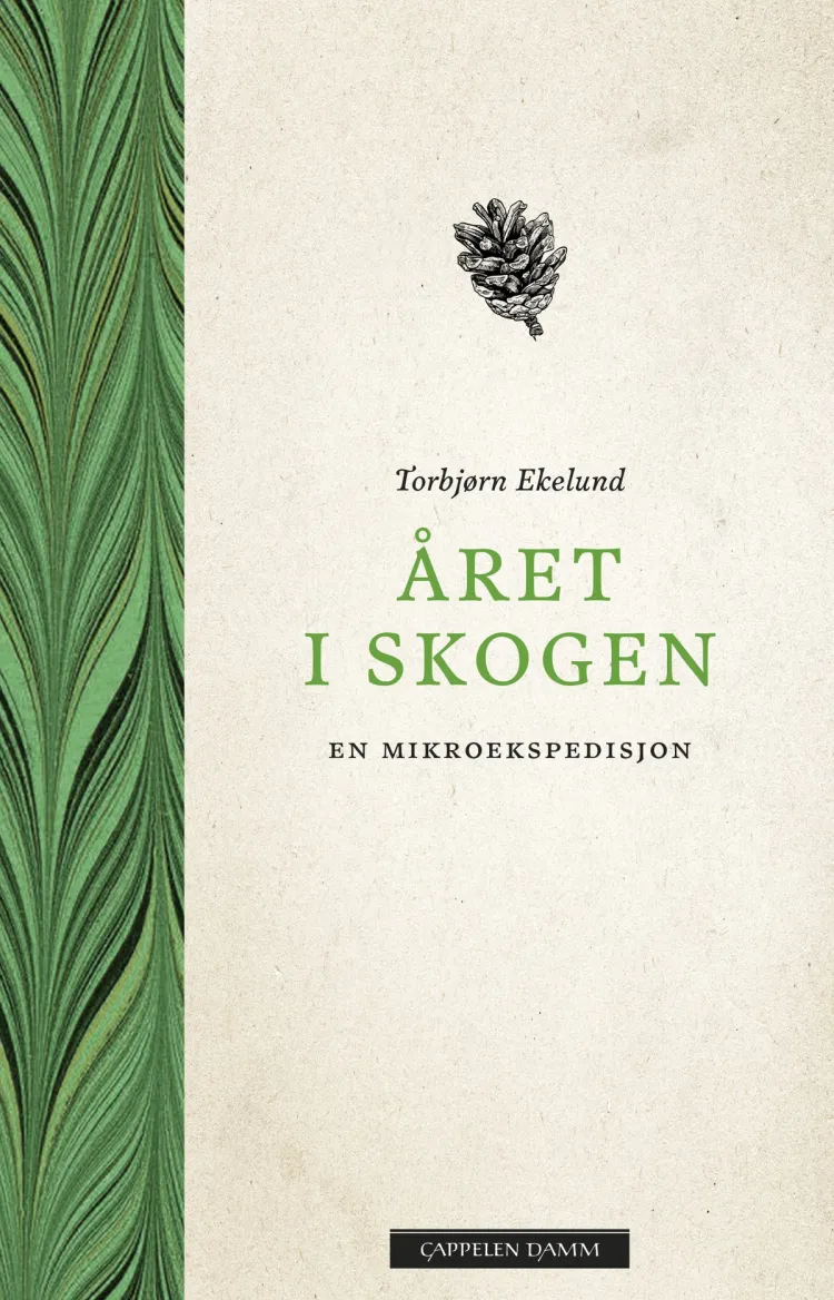 Omslag Året i skogen av Torbjørn Ekelund (Ebok)