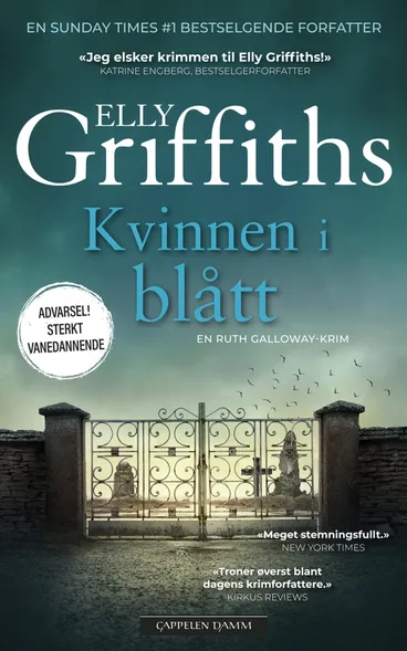 Omslag Kvinnen i blått av Elly Griffiths (Ebok)