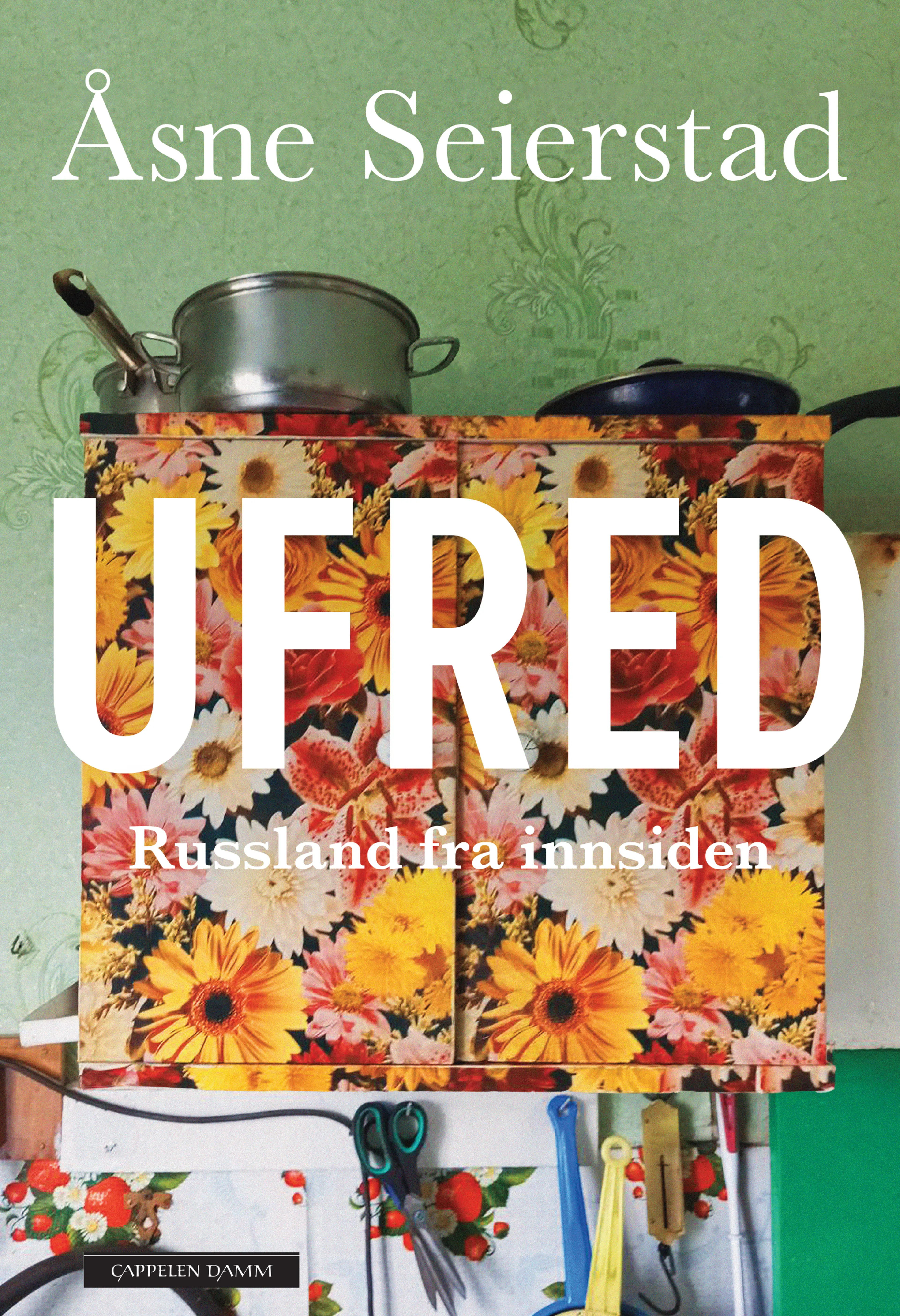 Omslag Ufred av Åsne Seierstad (Innbundet)