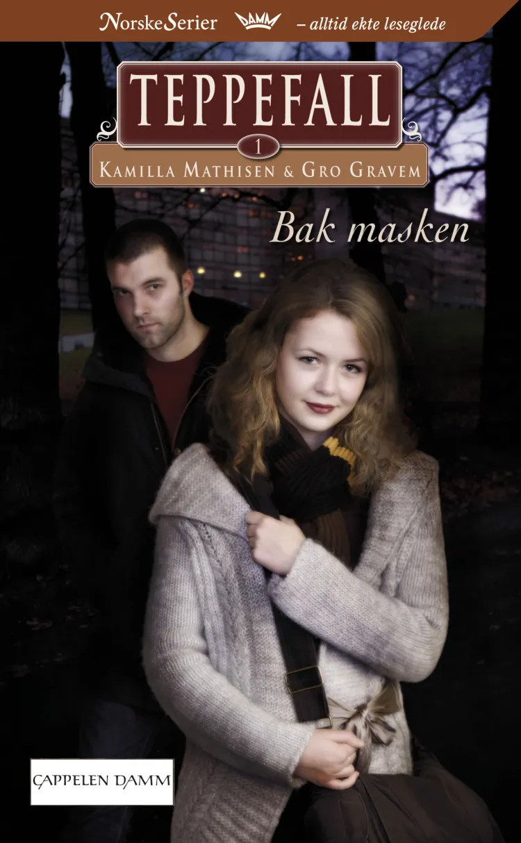 Omslag Bak masken av Kamilla Mathisen og Gro Gravem (Heftet)