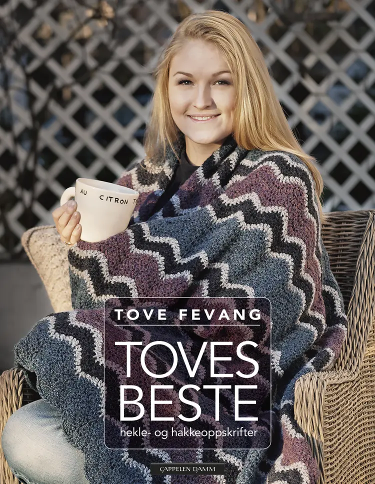 Omslag Toves beste hekle og hakke oppskrifter av Tove Fevang (Innbundet)