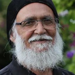 Bidragsyter Ujagar Singh Sakhi