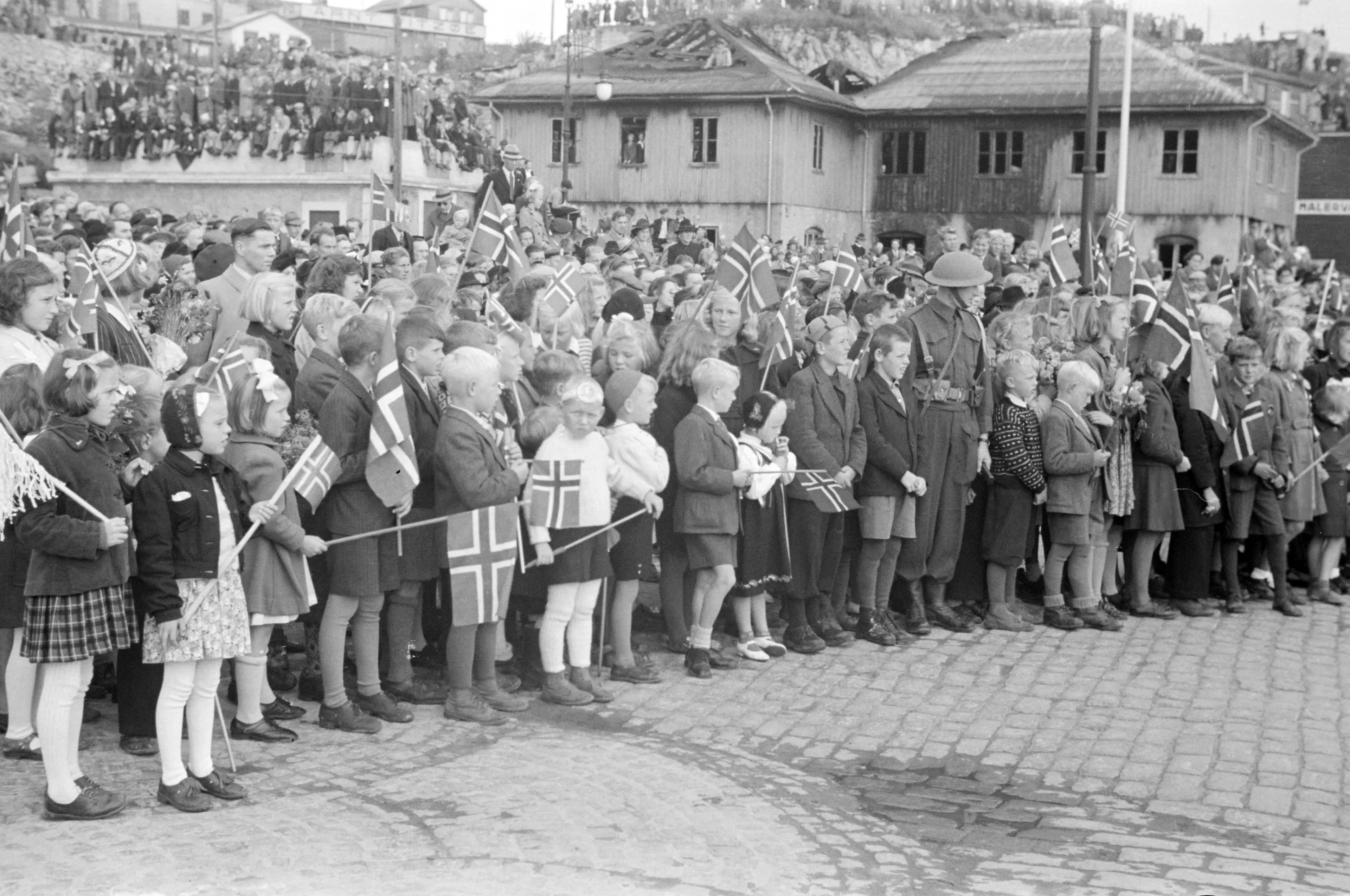 Fra Kong Haakons besøk i Trondheim i 1945