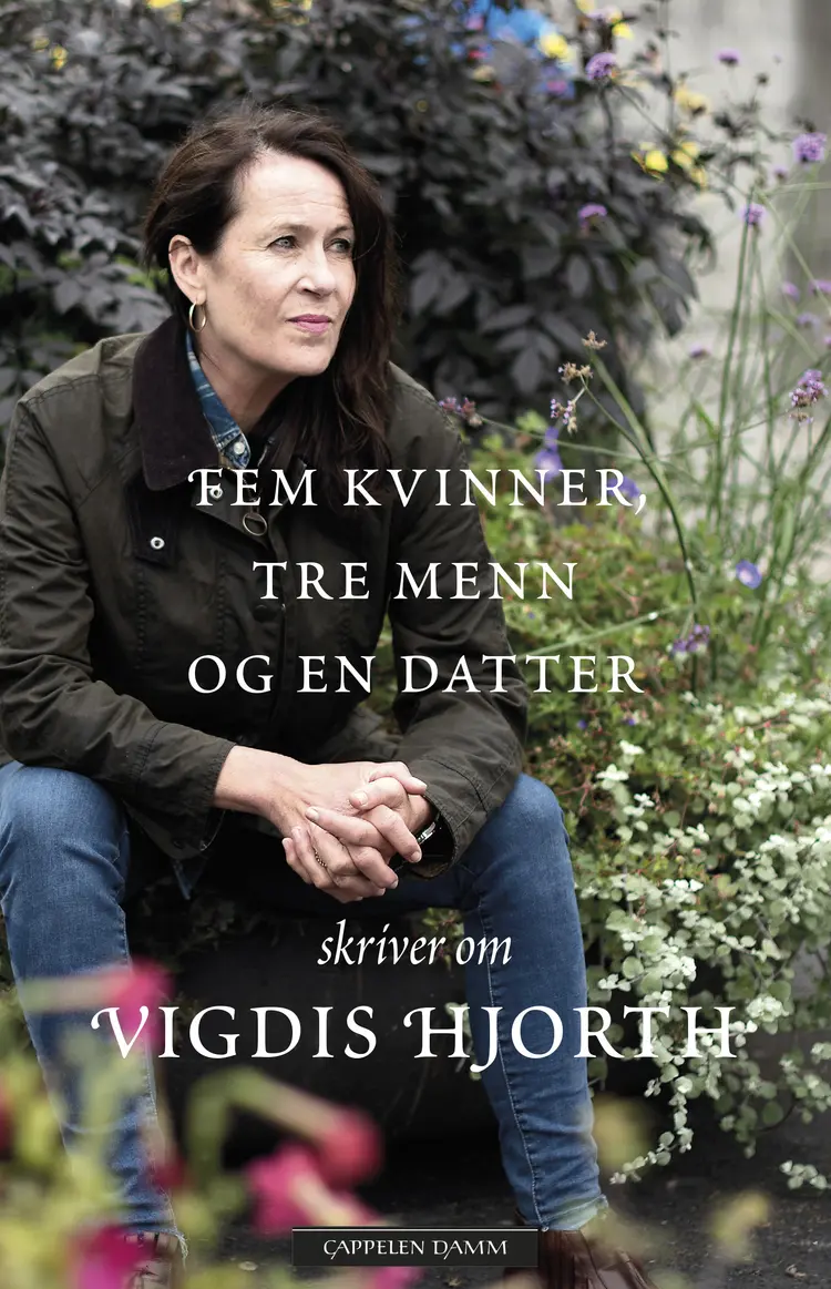 Omslag Fem kvinner, tre menn og en datter skriver om Vigdis Hjorth av Eva Grøner (red.) (Heftet)