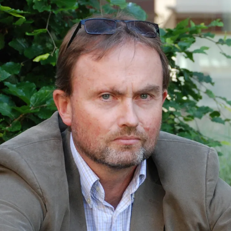 Bidragsyter Kristian Alm