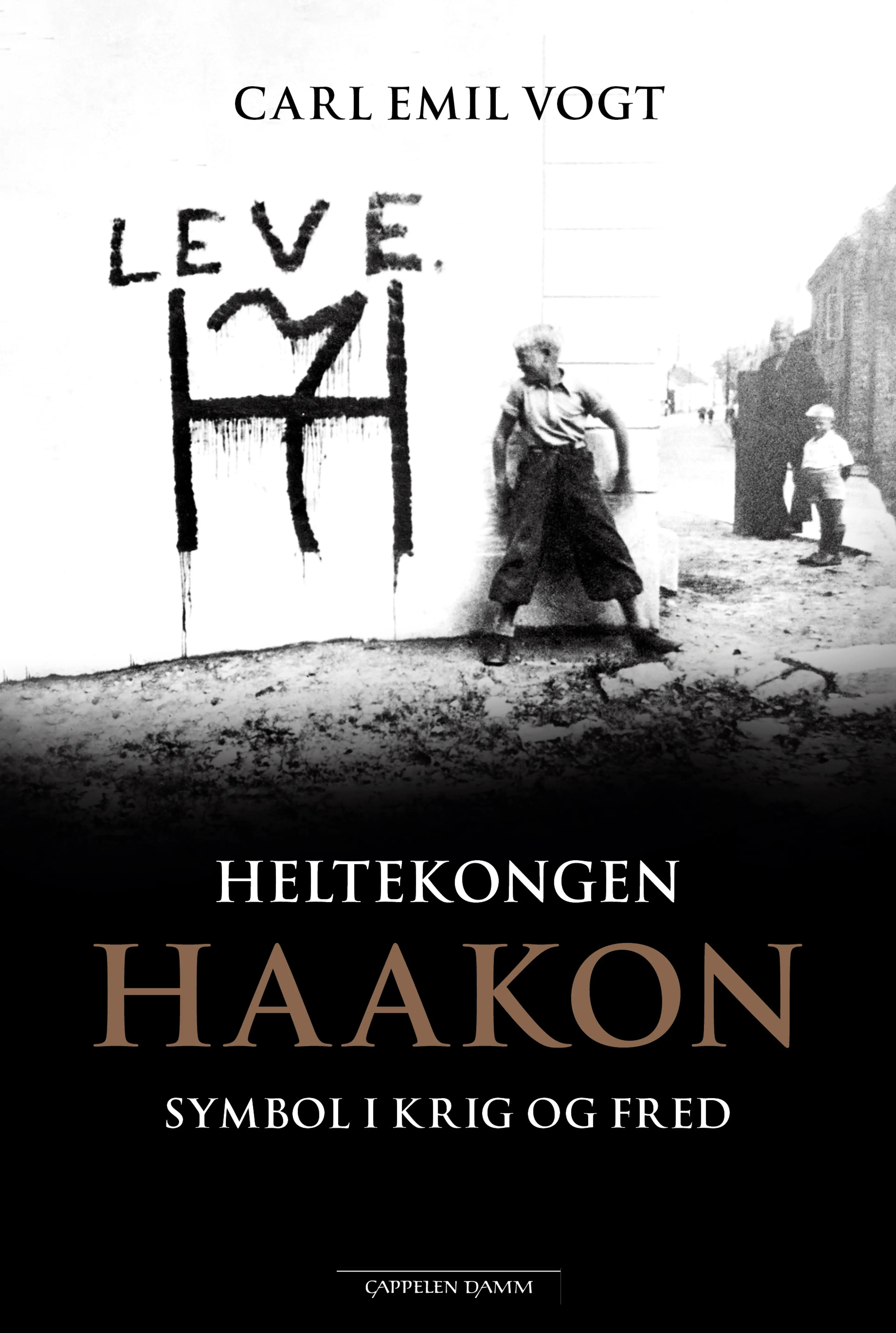 Omslag Heltekongen Haakon av Carl Emil Vogt (Innbundet)