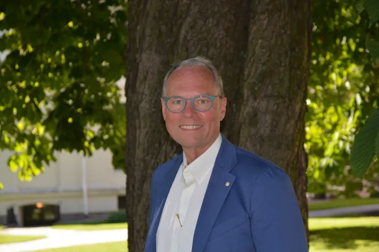 Bidragsyter Hans Petter Graver