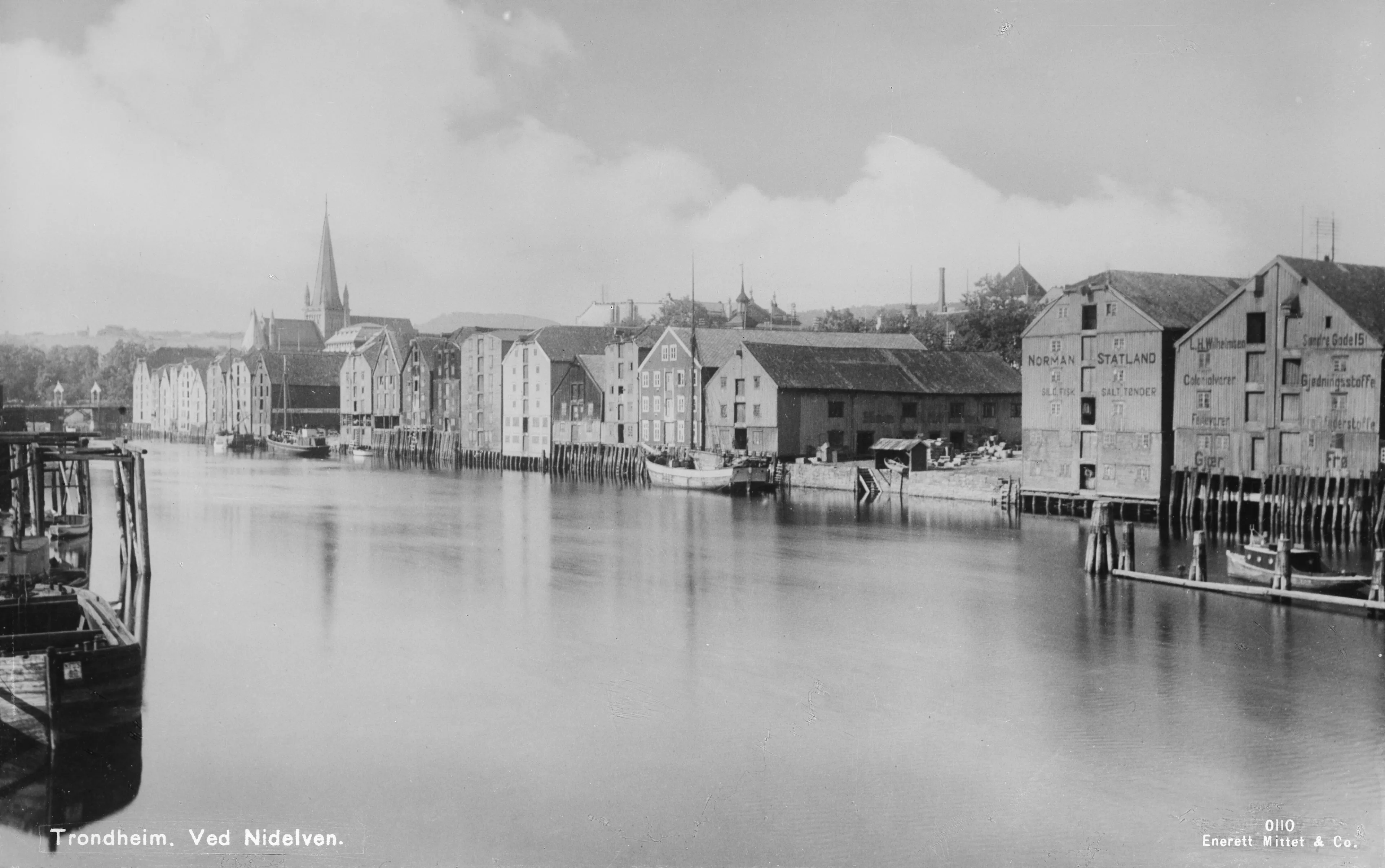 Ved Nidelven, Trondheim