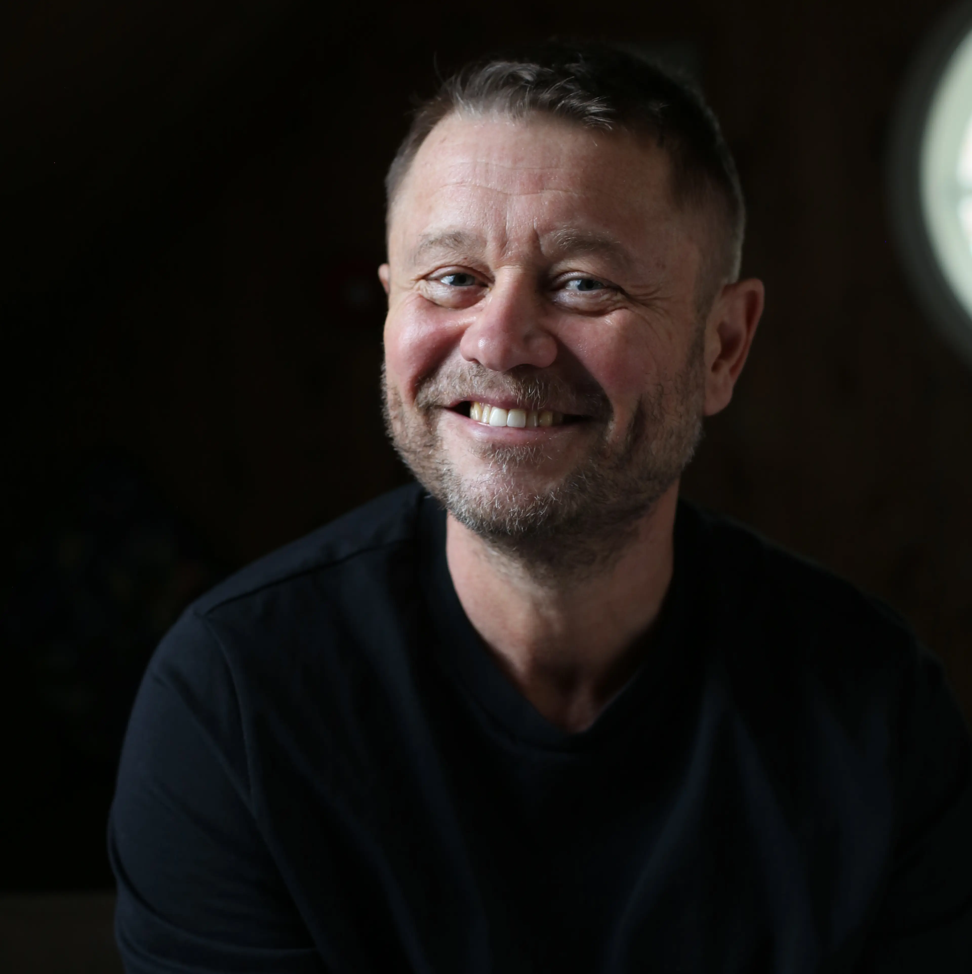 Forfatterportrett av Martin Revheim
