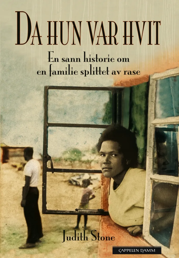 Omslag Da hun var hvit av Judith Stone (Innbundet)