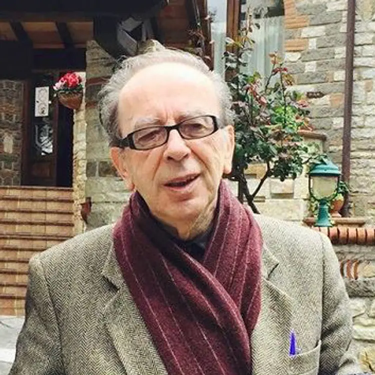 Bidragsyter Ismail Kadare