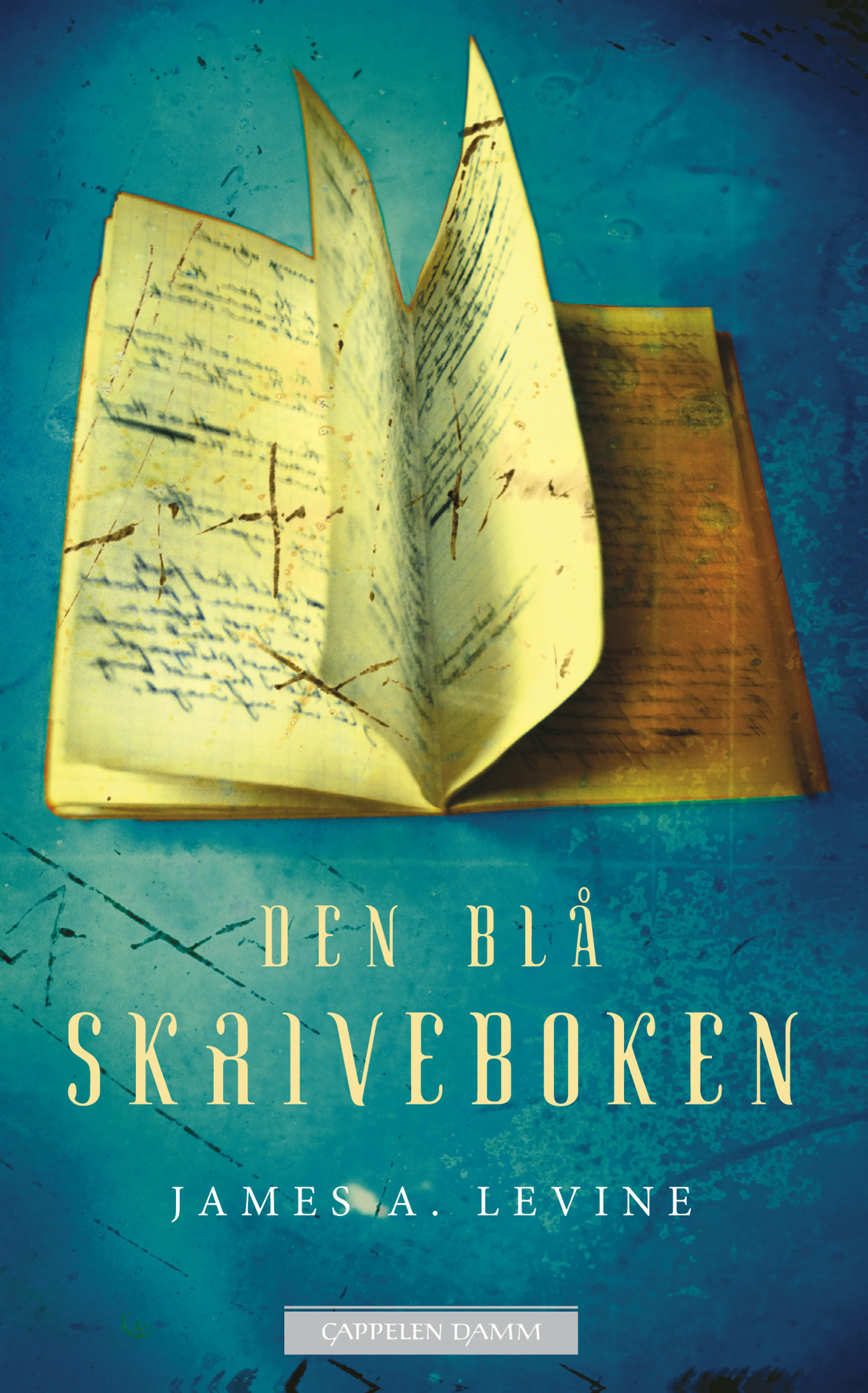 Omslag Den blå skriveboken av James A. Levine (Heftet)