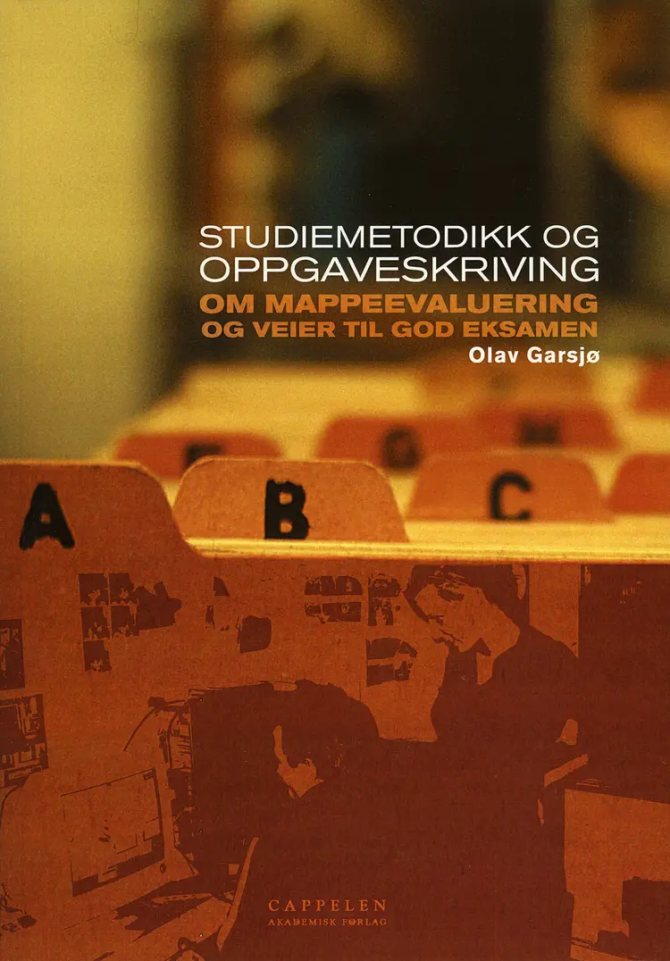 Omslag Studiemetodikk og oppgaveskriving av Olav Garsjø (Heftet)